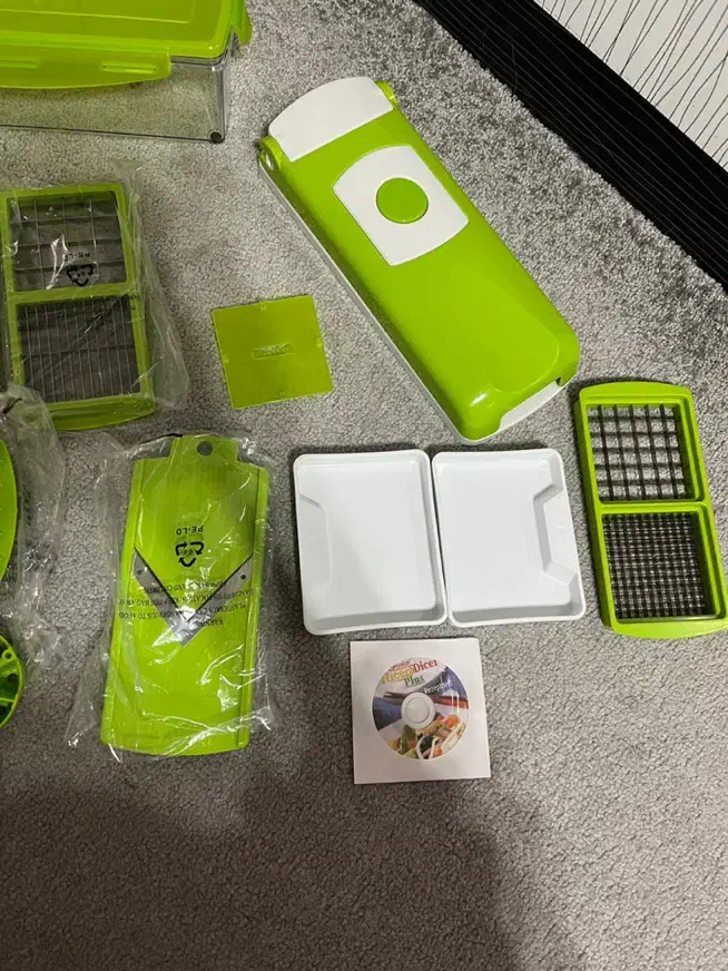 خردکن دستی و شکلی و همه کاره نو|خردکن، آسیاب، غذاساز|اصفهان, بوستان ناژوان|دیوار