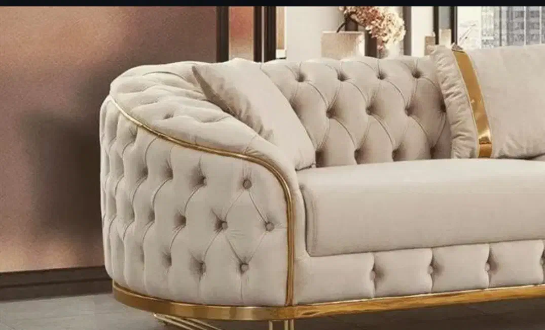 مبل چستر رنگ طوسی|مبلمان خانگی و میز عسلی|پرند, فاز ۴|دیوار