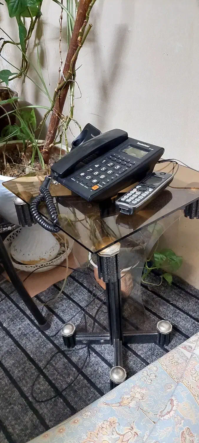 میز فلزی|میز تلفن|قم, عربستان|دیوار