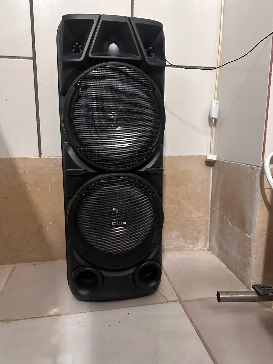 اسپیکر اسپیکر ZQS مدل 8210 اصلی|صوتی و تصویری|چادگان, |دیوار