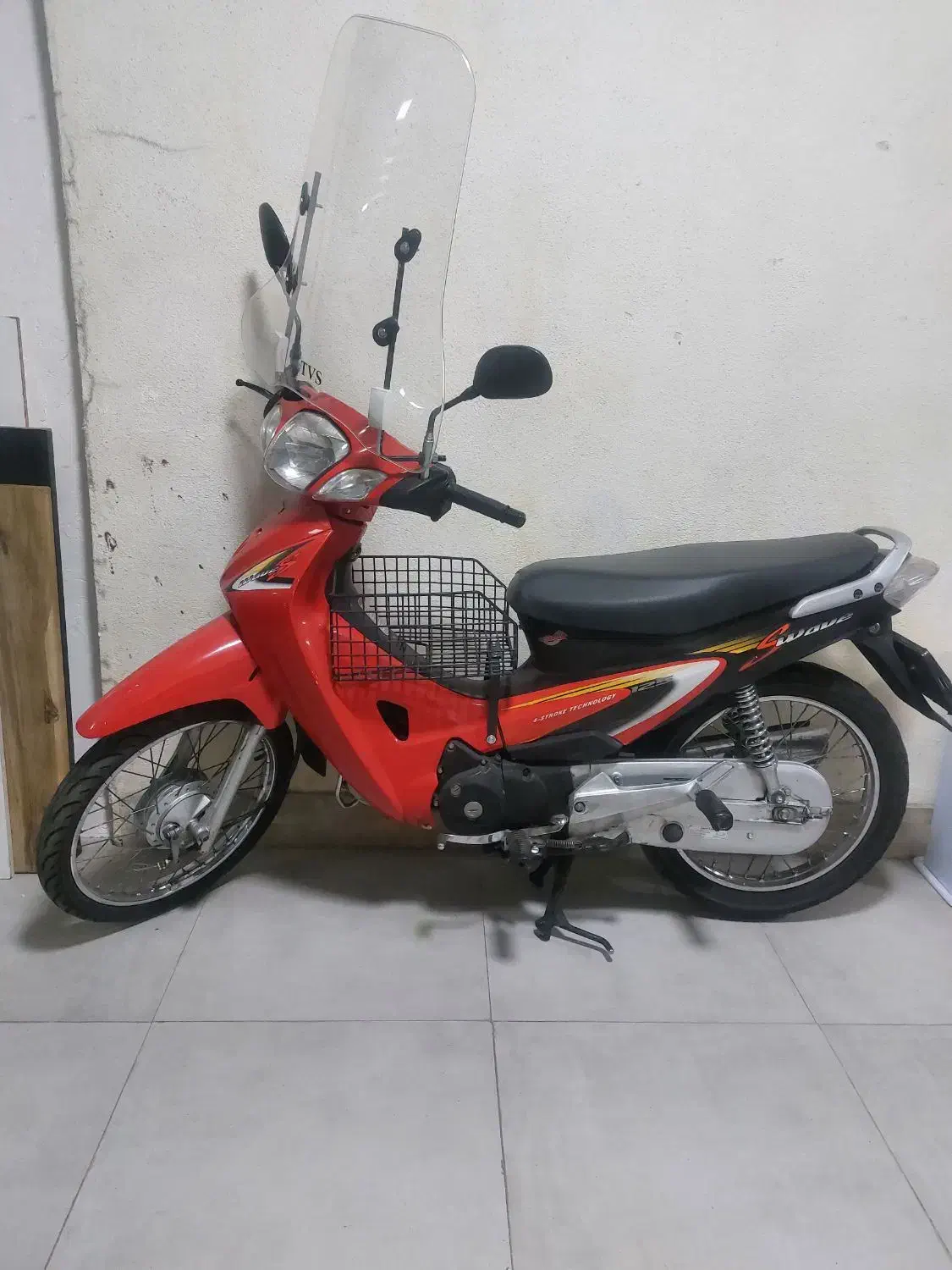 ویو اصلی|موتورسیکلت|تهران, علم و صنعت|دیوار