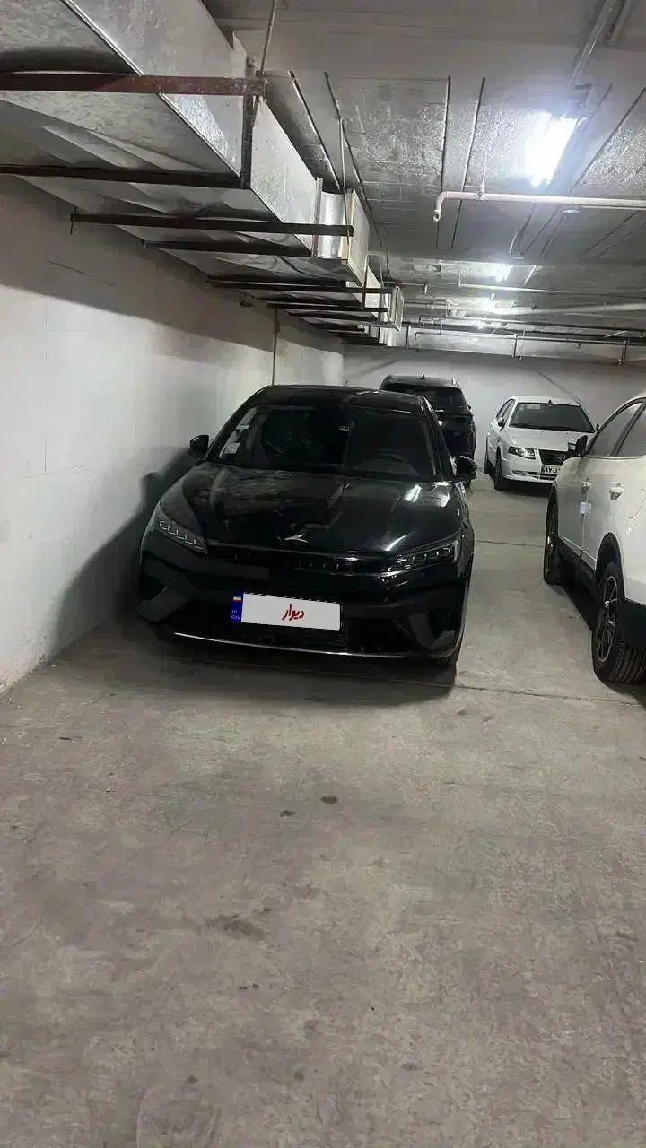 کی ام سی J7 جی سون 1404|خودرو سواری و وانت|شیراز, انجیر|دیوار