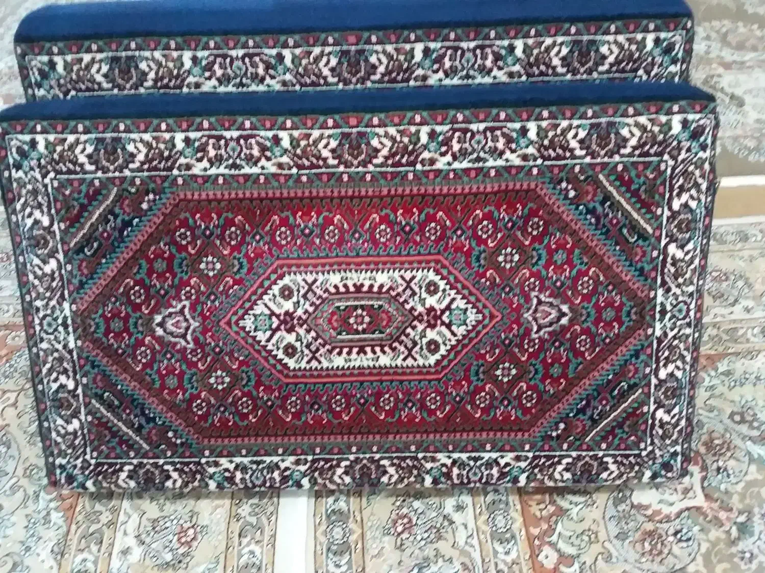 پشتی|پشتی|همدان, |دیوار