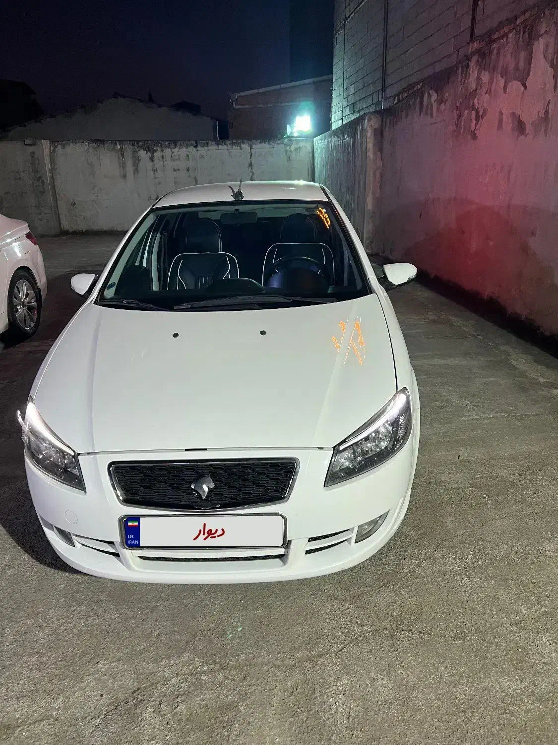 رانا پلاس سفید|خودرو سواری و وانت|محمودآباد, |دیوار