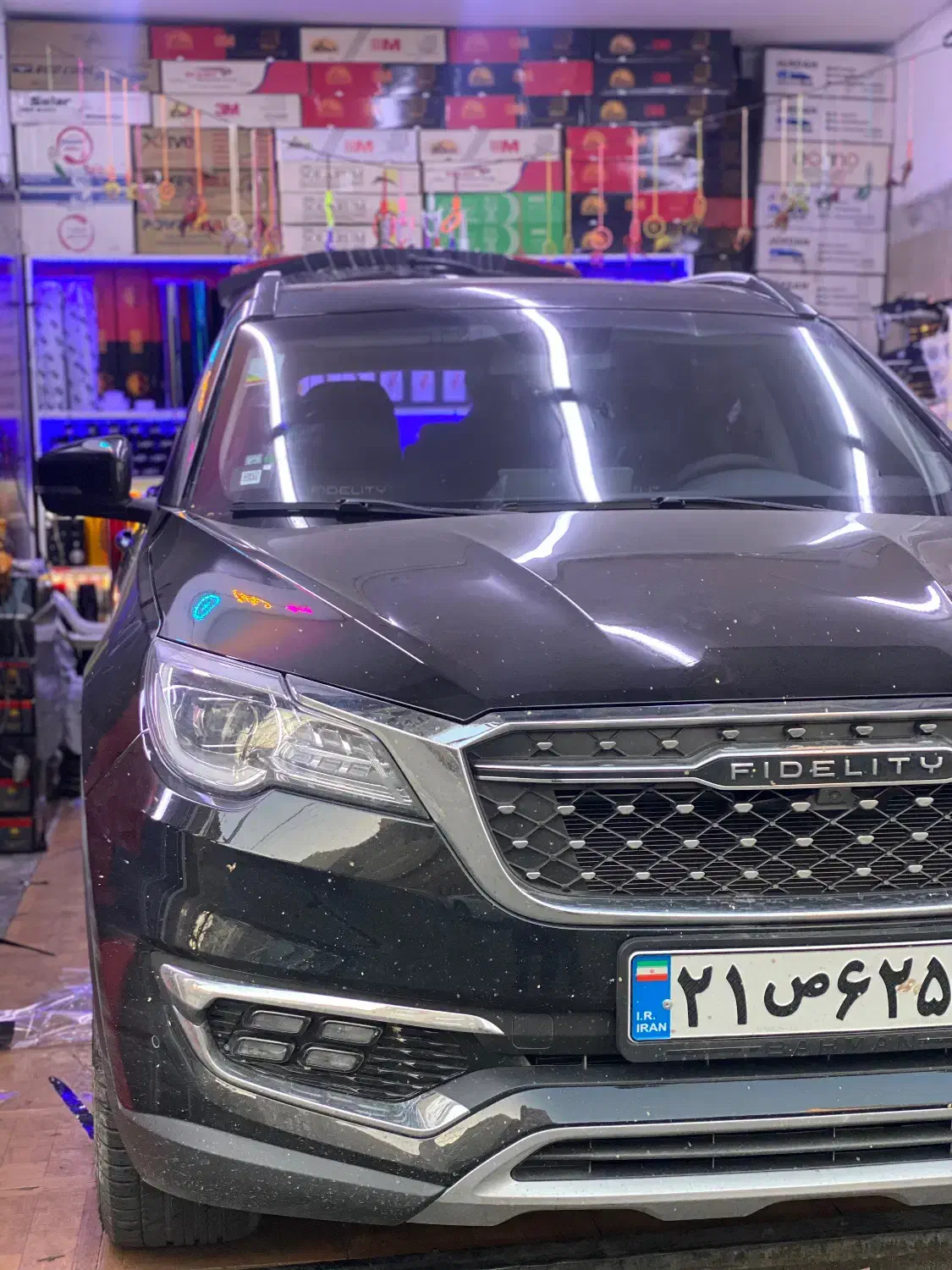 شیشه دودی تخصصی قیمت مناسب|خدمات موتور و ماشین|فردیس, طالقانی|دیوار