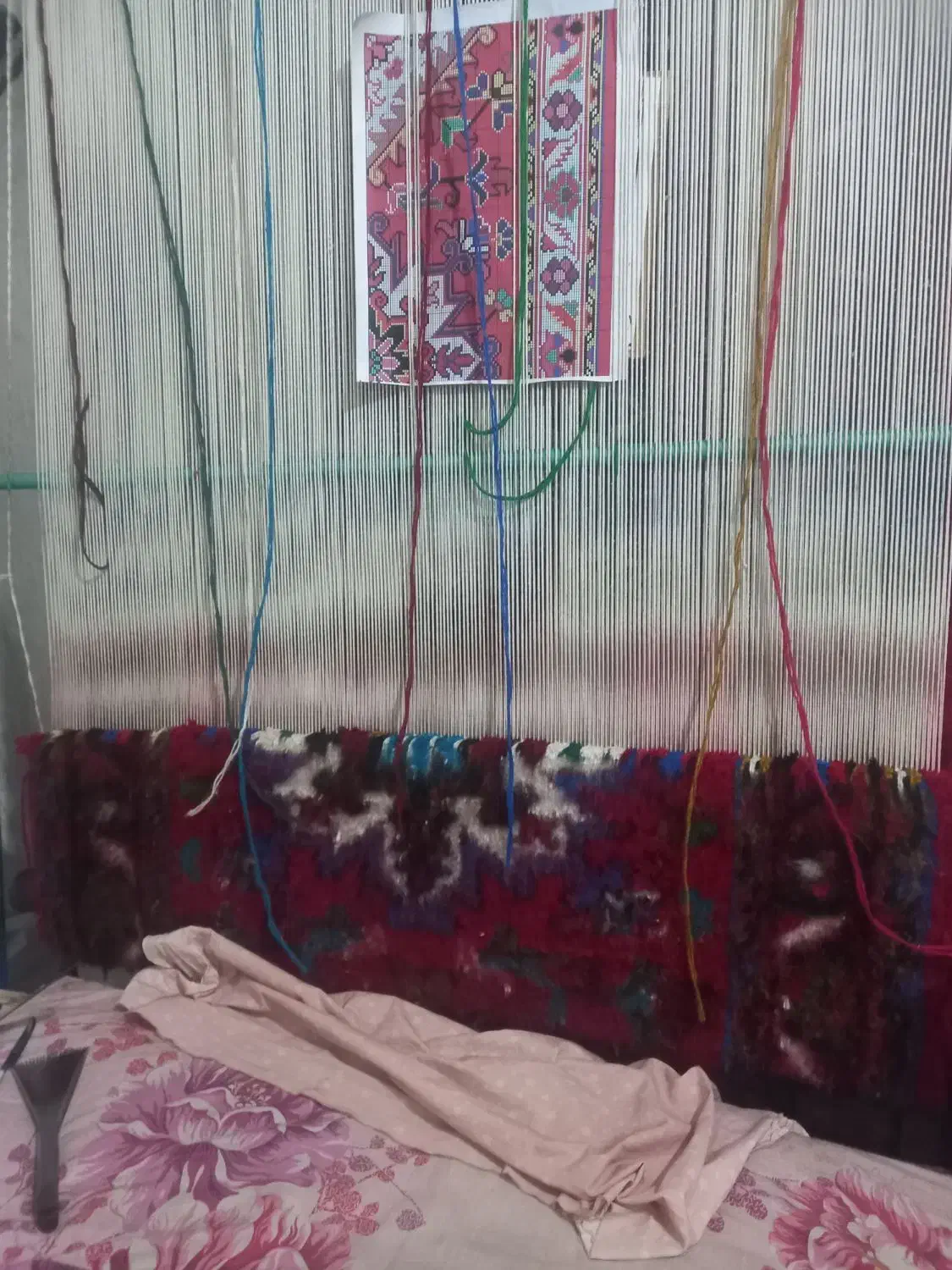 فروش فوری فرش ۳متری نیمه کاره|فرش|اهر, |دیوار