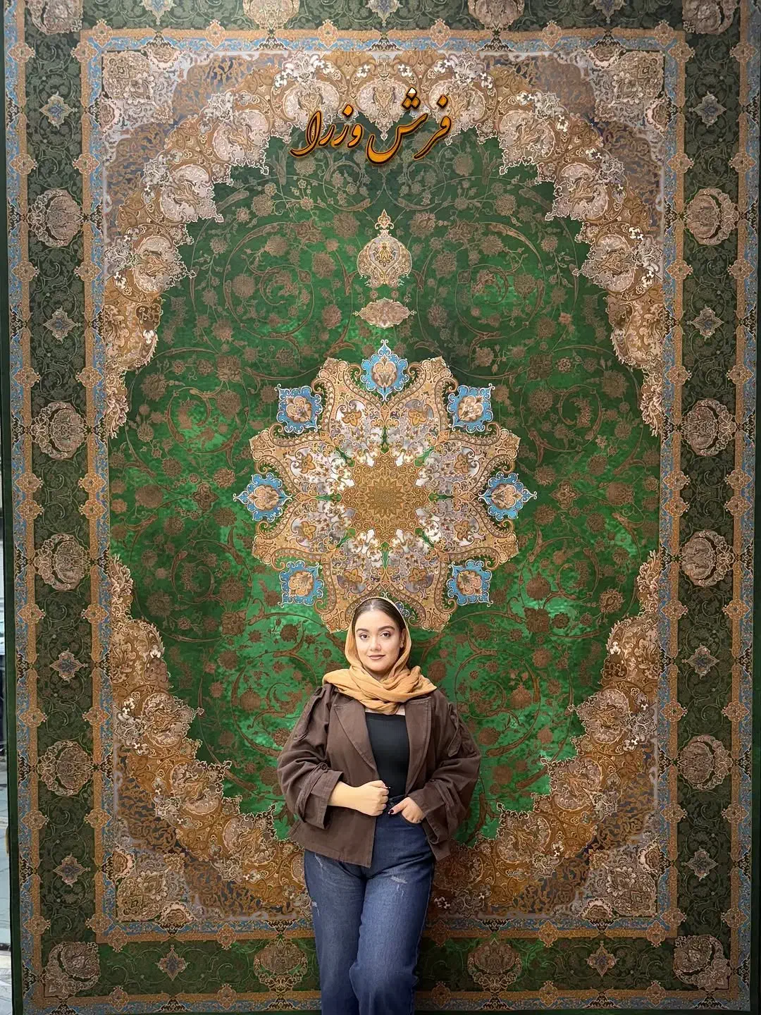 فرش وزرا ۱۵۰۰شانه تراکم ۴۵۰۹&ارسال رایگان|فرش|بوشهر, |دیوار