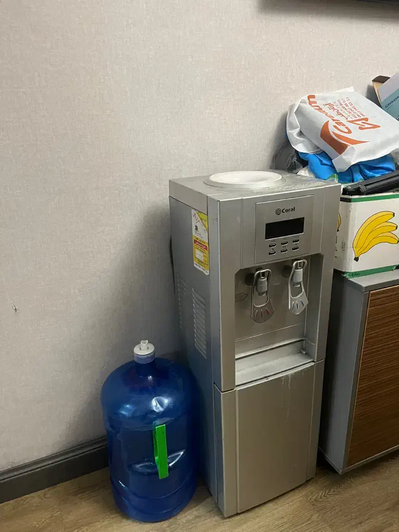 وسایل اداری|مبلمان اداری|تهران, شهرک آزمایش|دیوار