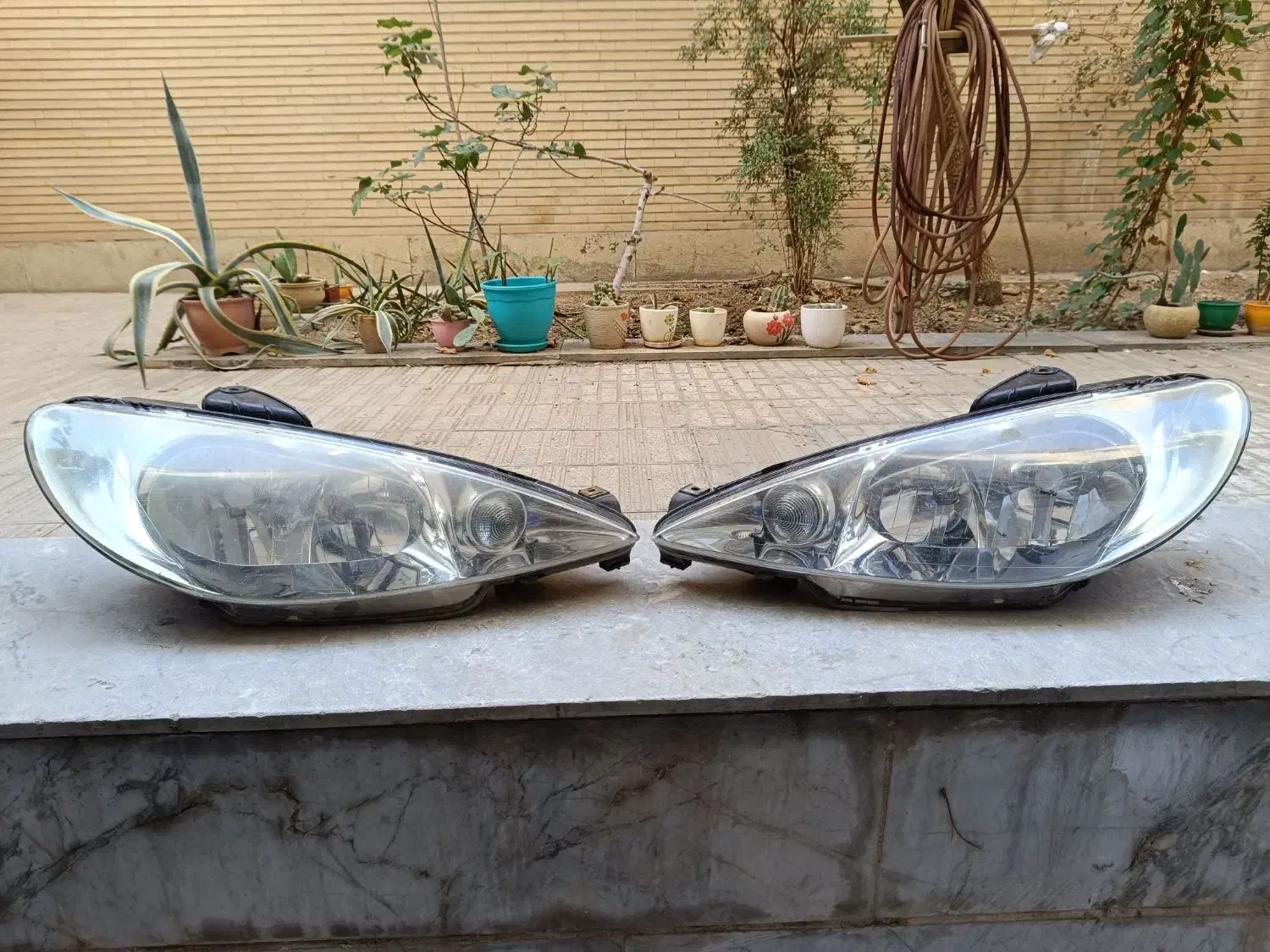 ۲ عدد چراغ ۲۰۶ فابریک|قطعات یدکی و لوازم جانبی|تهران, شهرک پرواز|دیوار