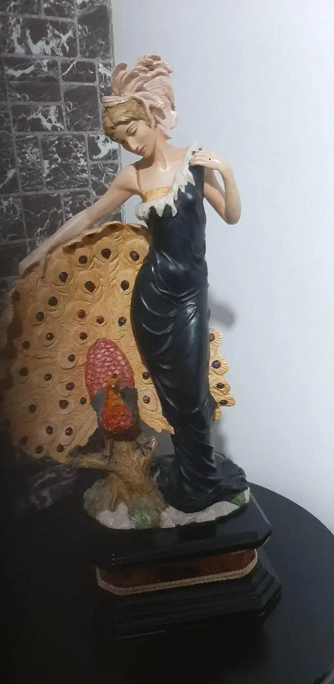 مجسمه|مجسمه، تندیس، ماکت|ملارد, |دیوار