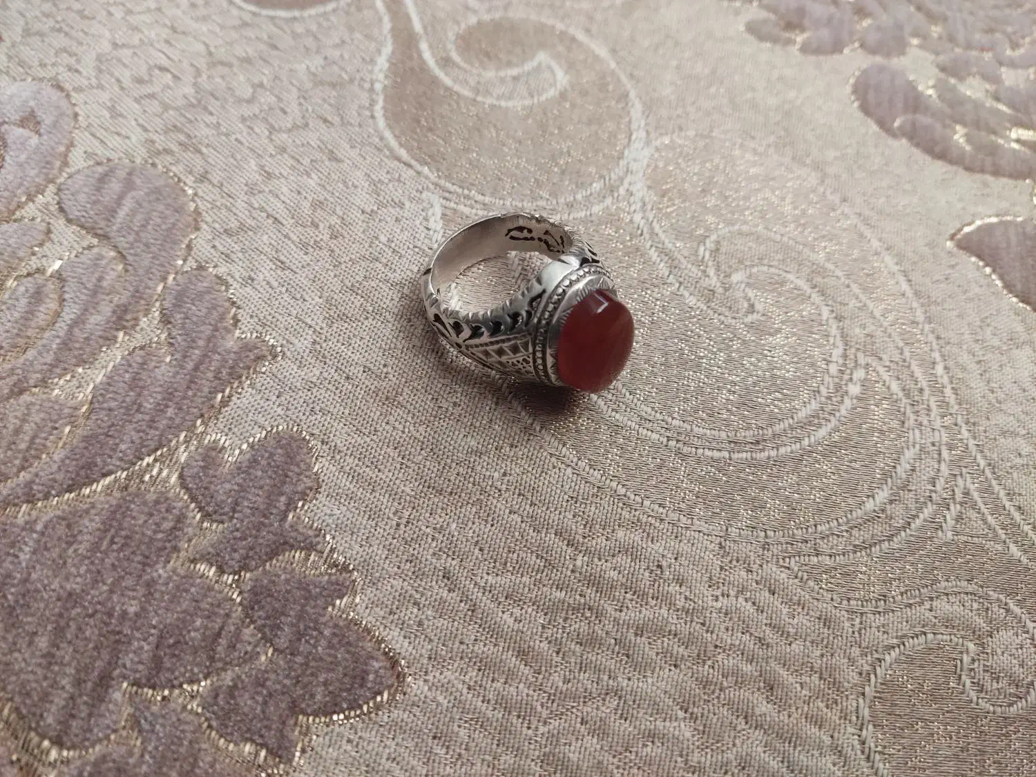 انگشتر نقره فاخر نگین عقیق یمن|جواهرات|میانه, |دیوار