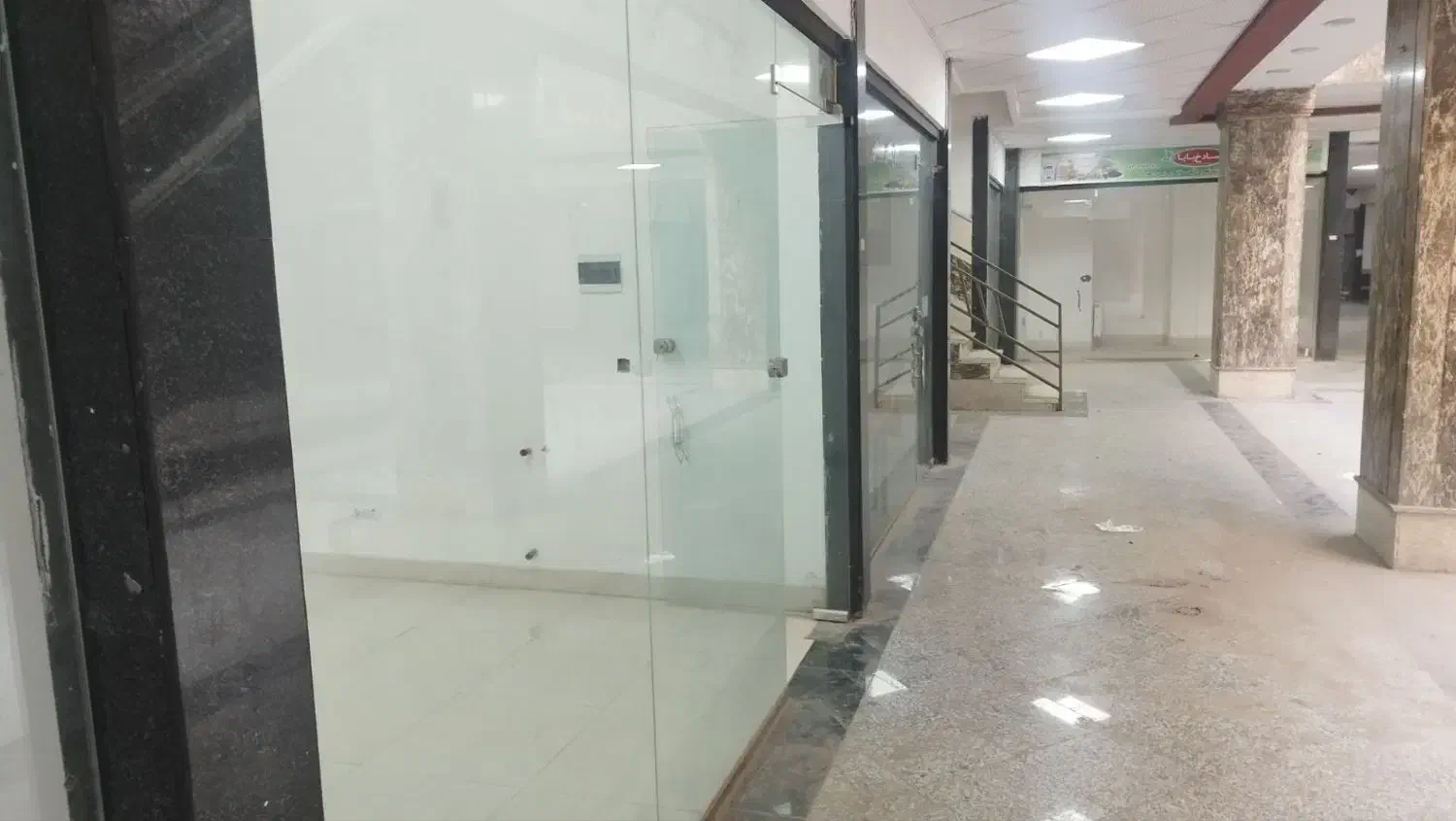 اجاره ۱باب مغازه ۱۴متری در پاساژ آتیه (مراغه)|اجارهٔ مغازه و غرفه|مراغه, |دیوار