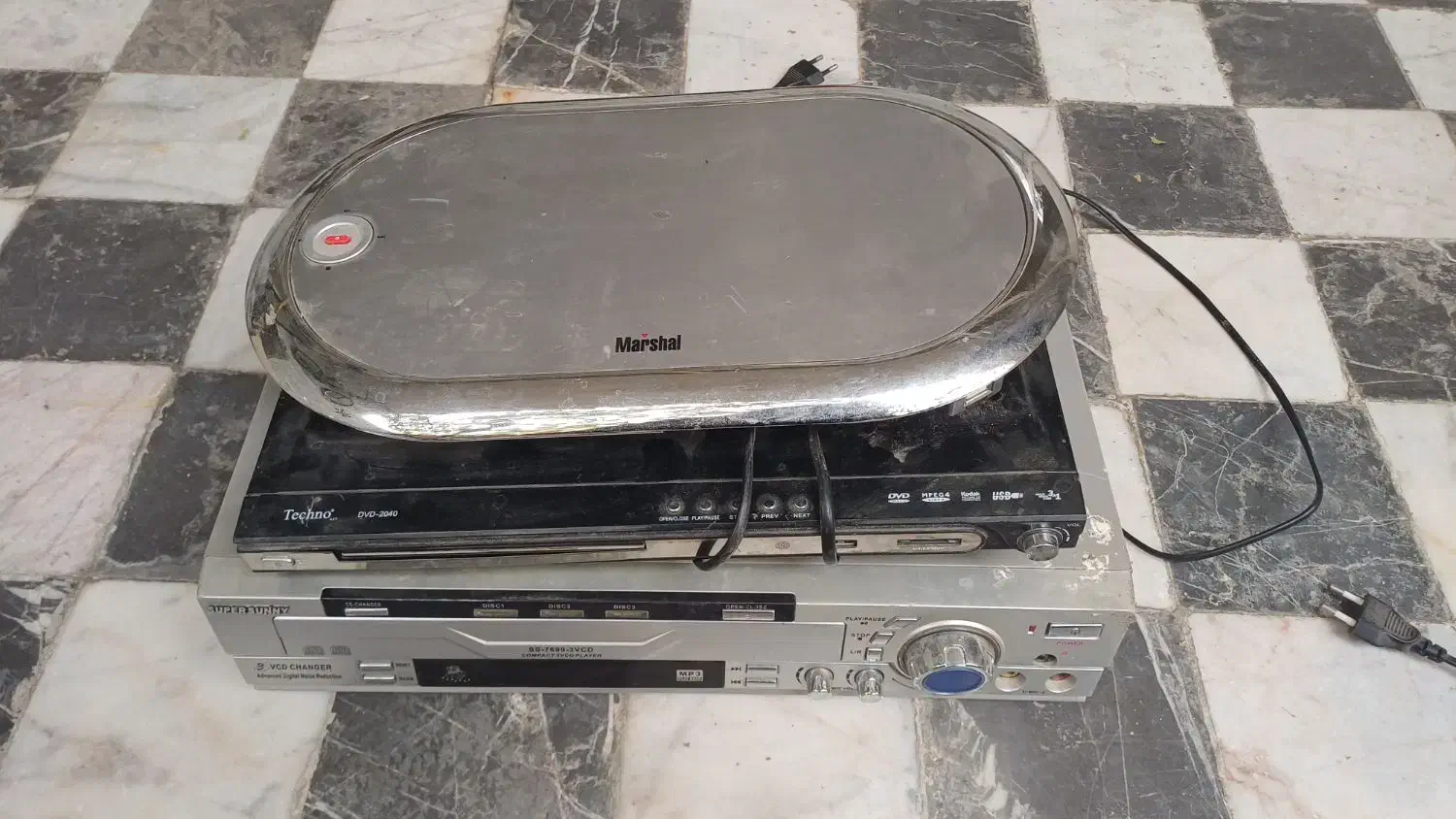 ۳ دستگاه سی دی و دی وی دی|پخش‌کننده DVD و ویدیو|اصفهان, قائمیه|دیوار