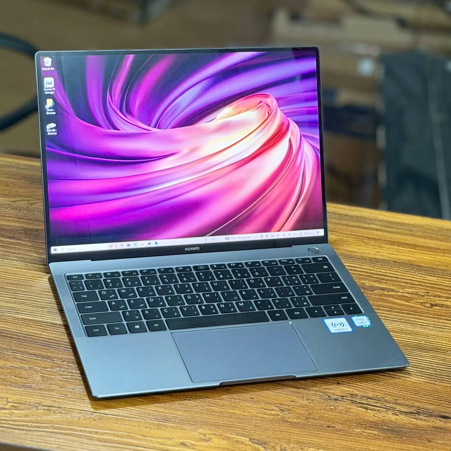 لپتاپ مهندسی Matebook Huawei x pro لمسی گرافیکدار|رایانه همراه|شیراز, ملاصدرا|دیوار