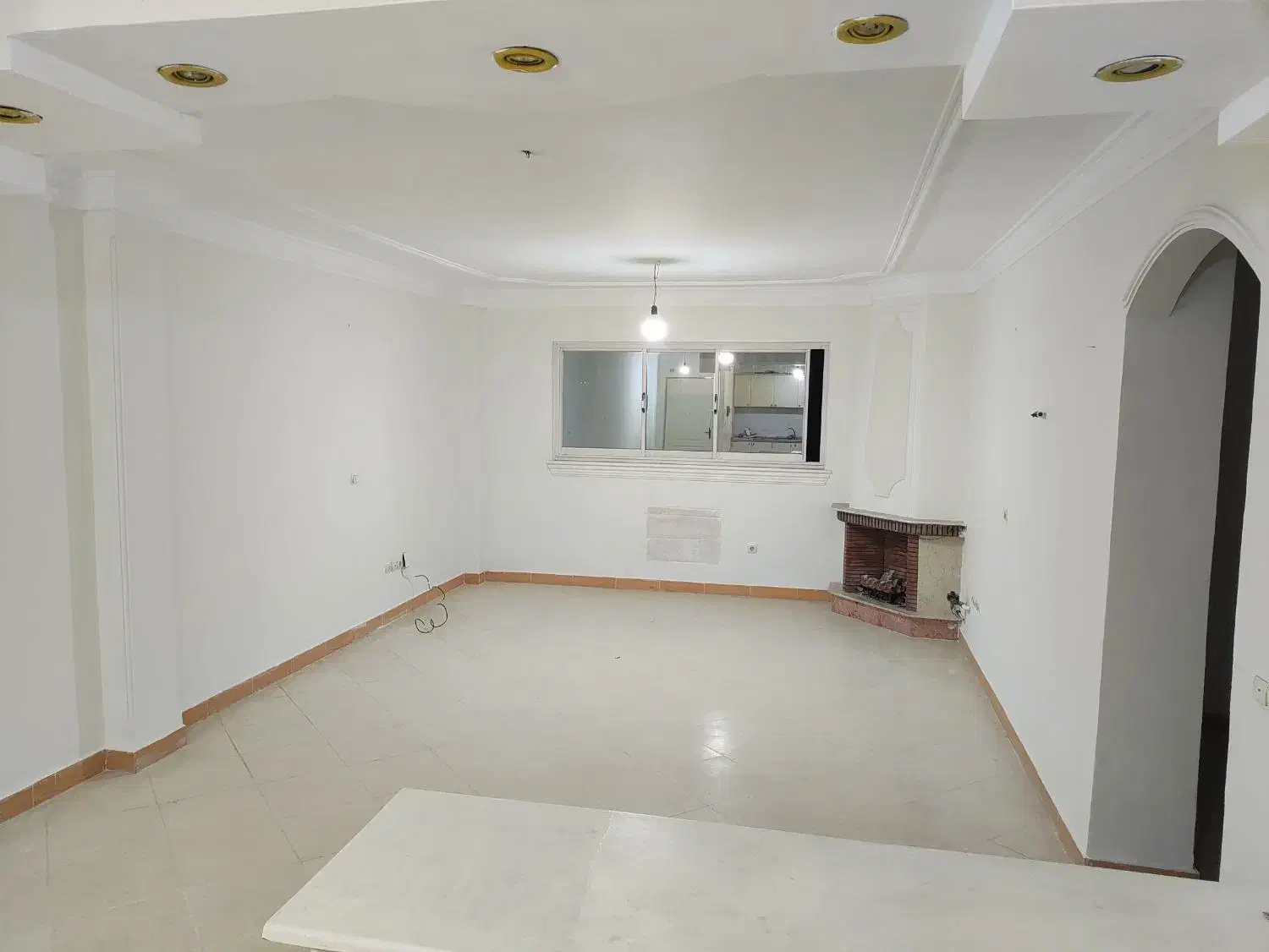 اجاره آپارتمان بسیار تمیز با موقعیت مکانی عالی|اجارهٔ آپارتمان|رشت, استقامت ۲|دیوار