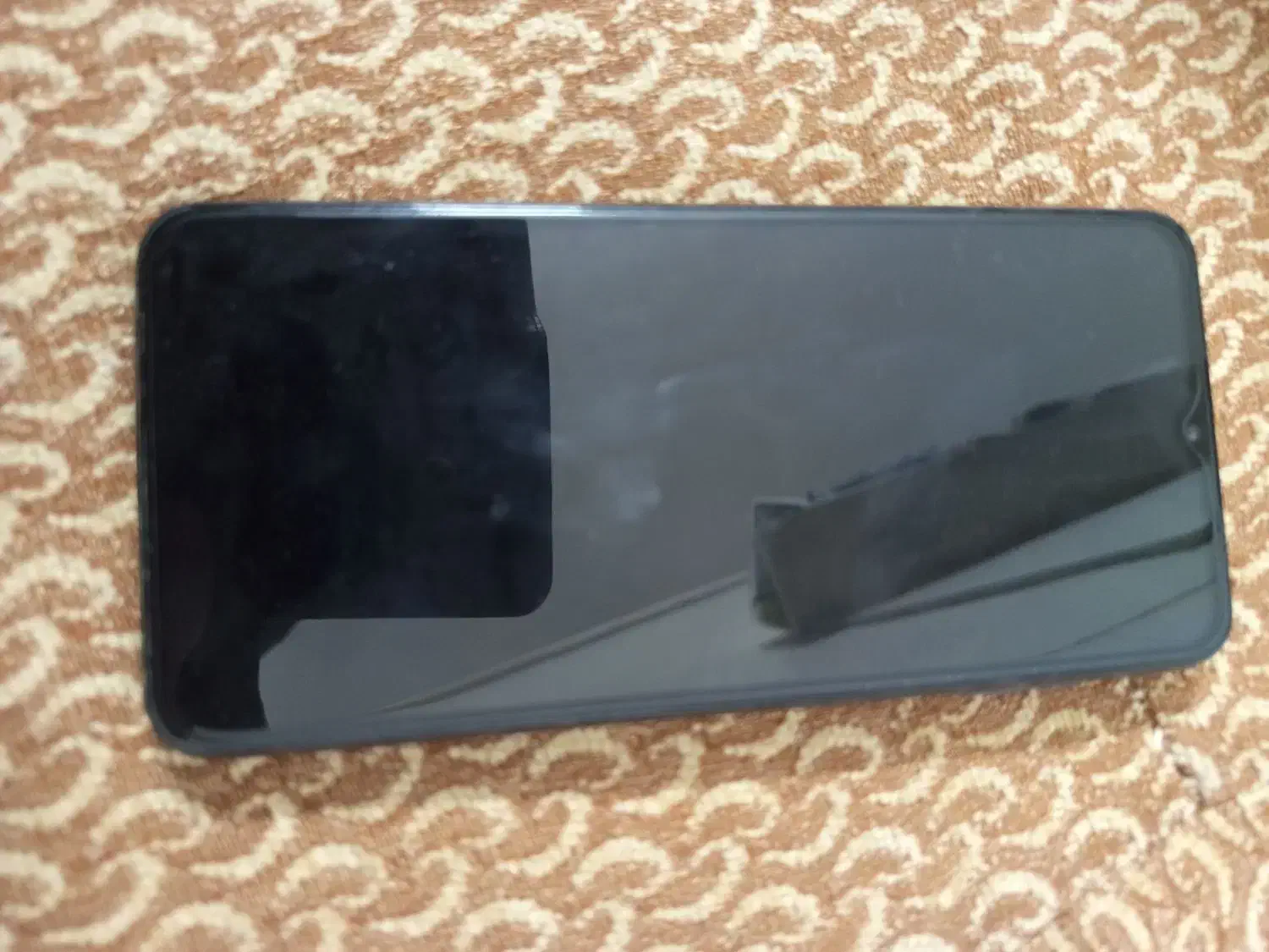 تبلت و|تبلت|یزد, |دیوار