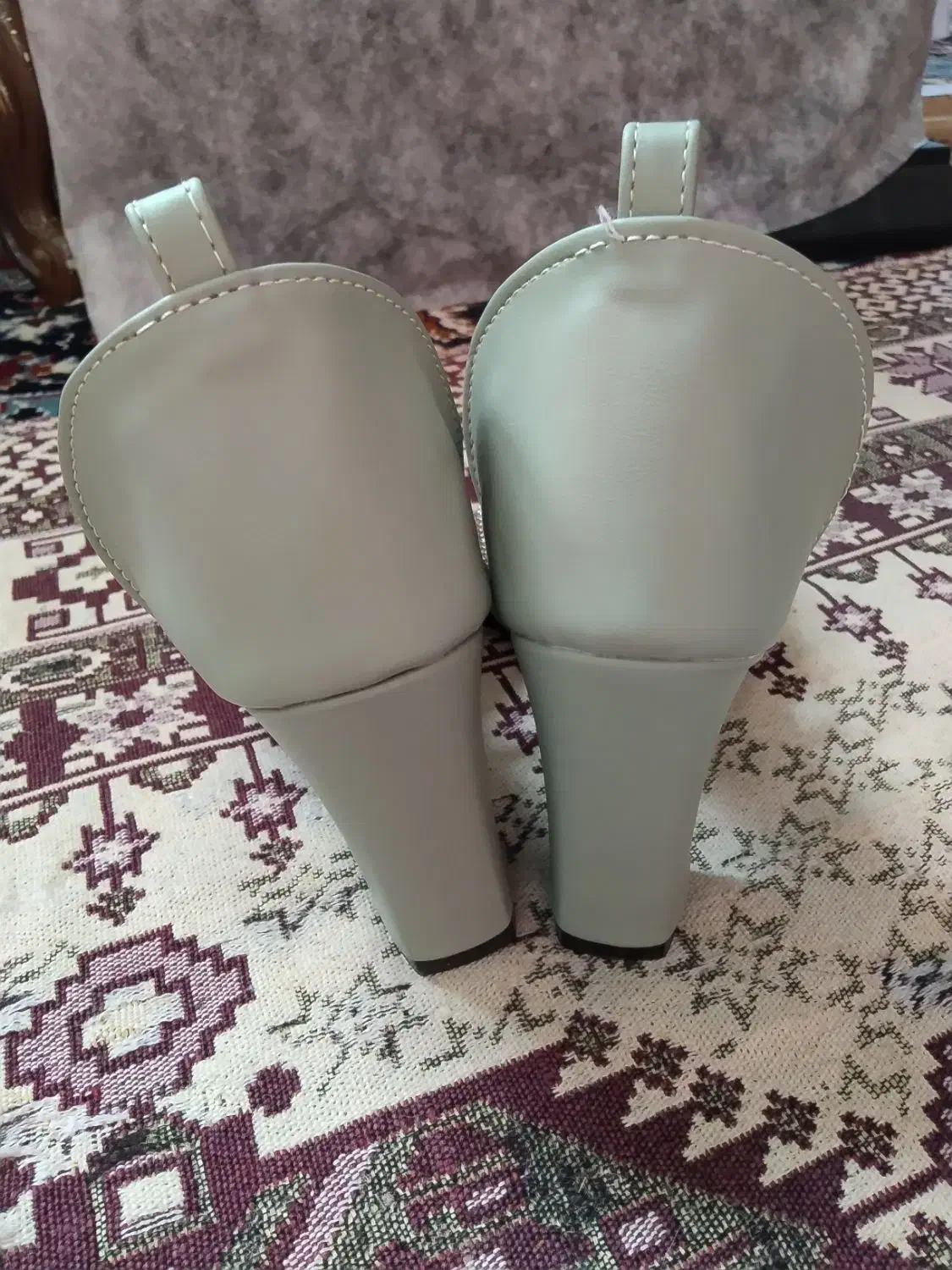 کفش سبز سایز 40پاشنه بلند بسیار زیبا|کیف، کفش، کمربند|محمدیه-قزوین, |دیوار