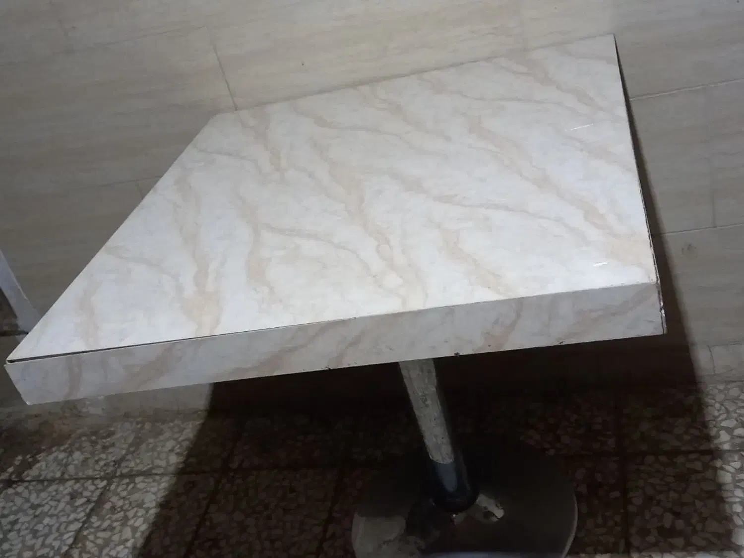 میزوصندلی|کافیشاپ و رستوران|قم, باسکول|دیوار