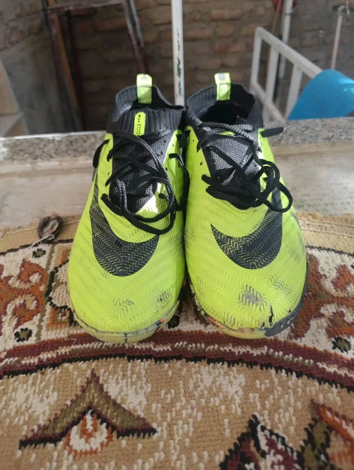 کفش فوتسال|کیف، کفش، کمربند|بوکان, |دیوار