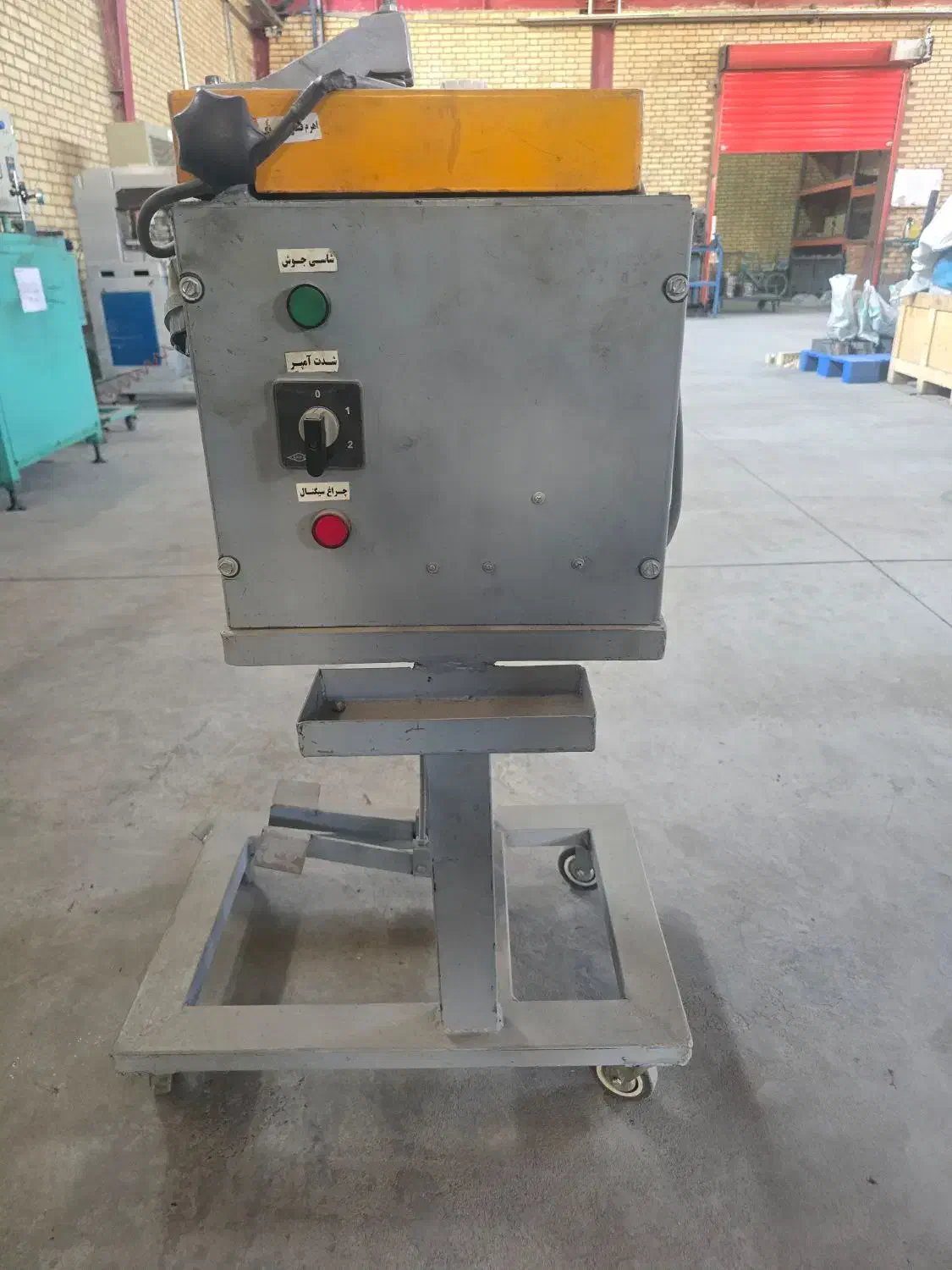 دو عدد دستگاه جوش سر به سر|ماشین‌آلات صنعتی|پیشوا, |دیوار