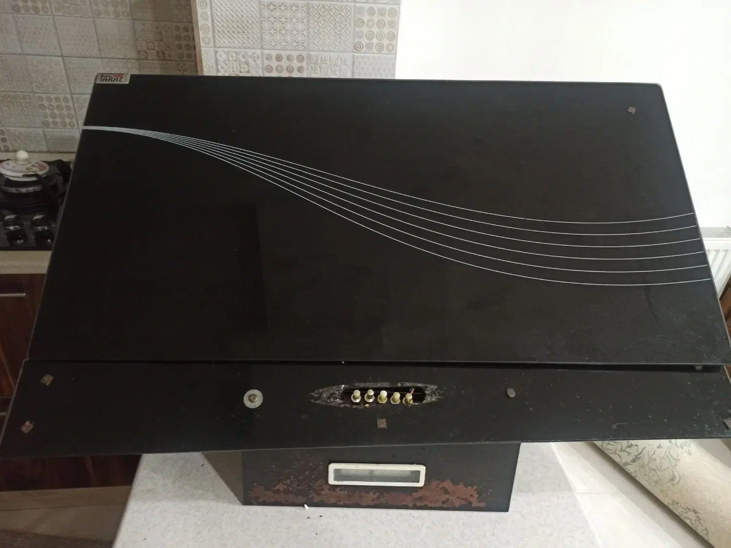 هود مورب فراز|هود|رشت, پیرکلاچای|دیوار