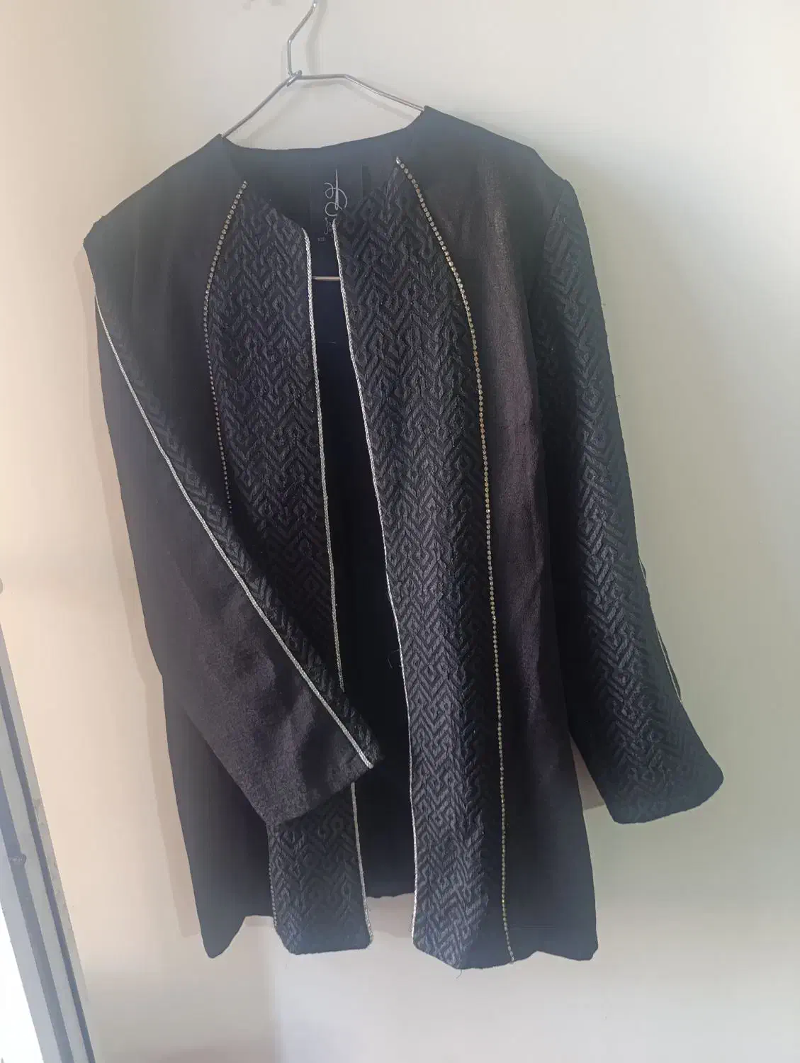 مانتو نو|لباس|اشتهارد, |دیوار