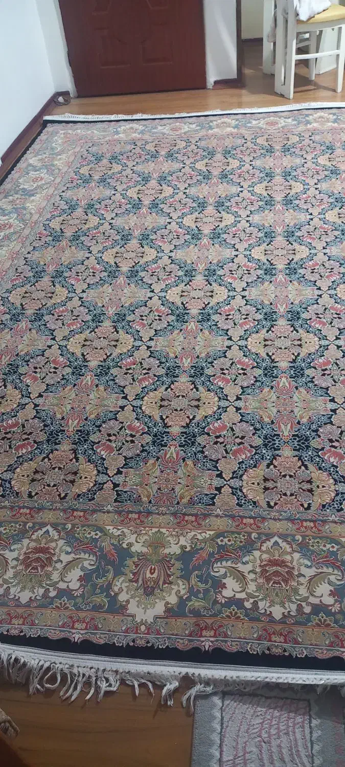 فرش ۹متری ۱۰۰۰ شانه|فرش|باقرشهر, |دیوار