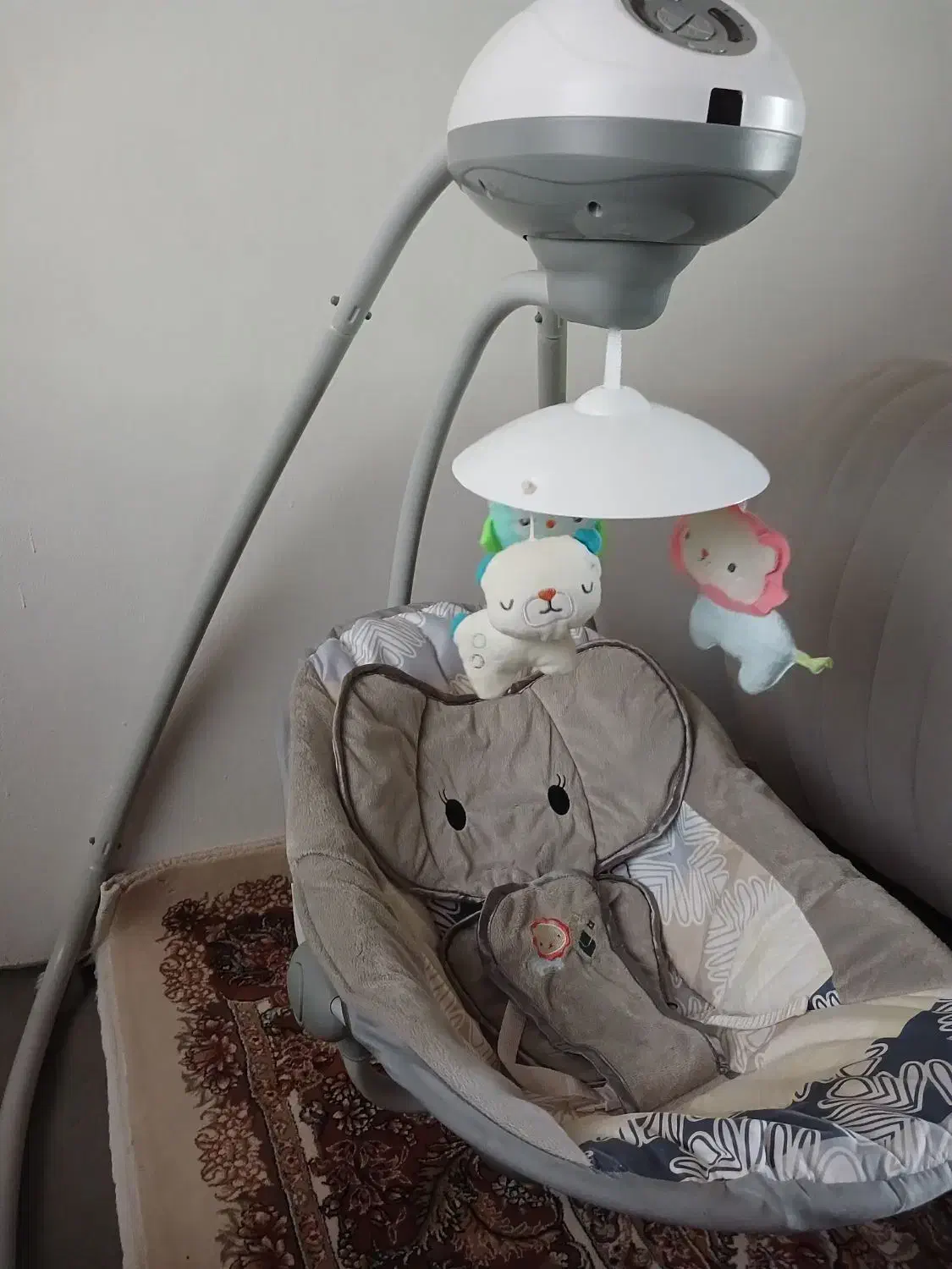 گهواره برقی فروش.ف.ور.ی|تخت و صندلی بچه|عباسآباد, |دیوار