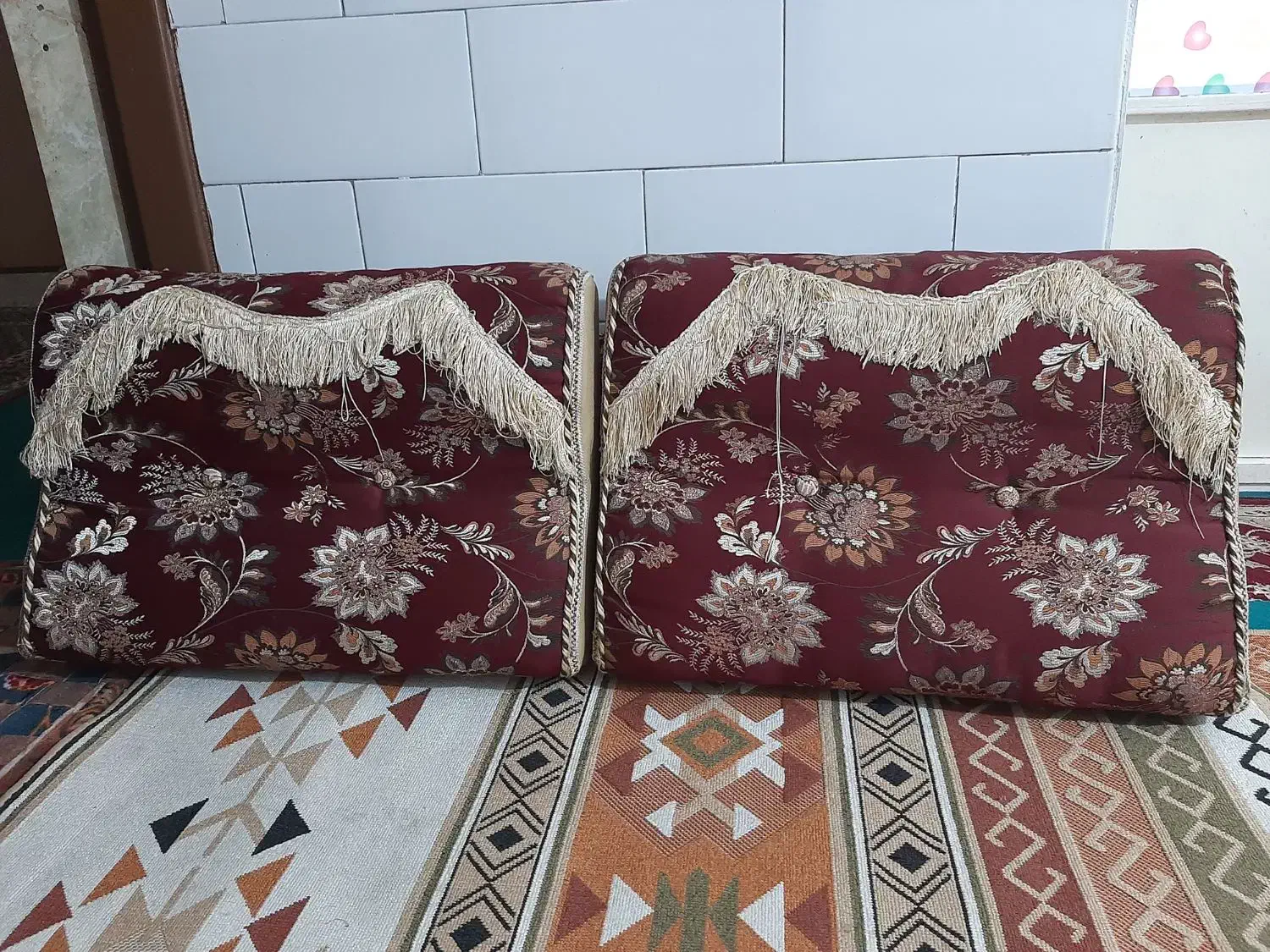 پشتی|پشتی|وحدتیه, |دیوار