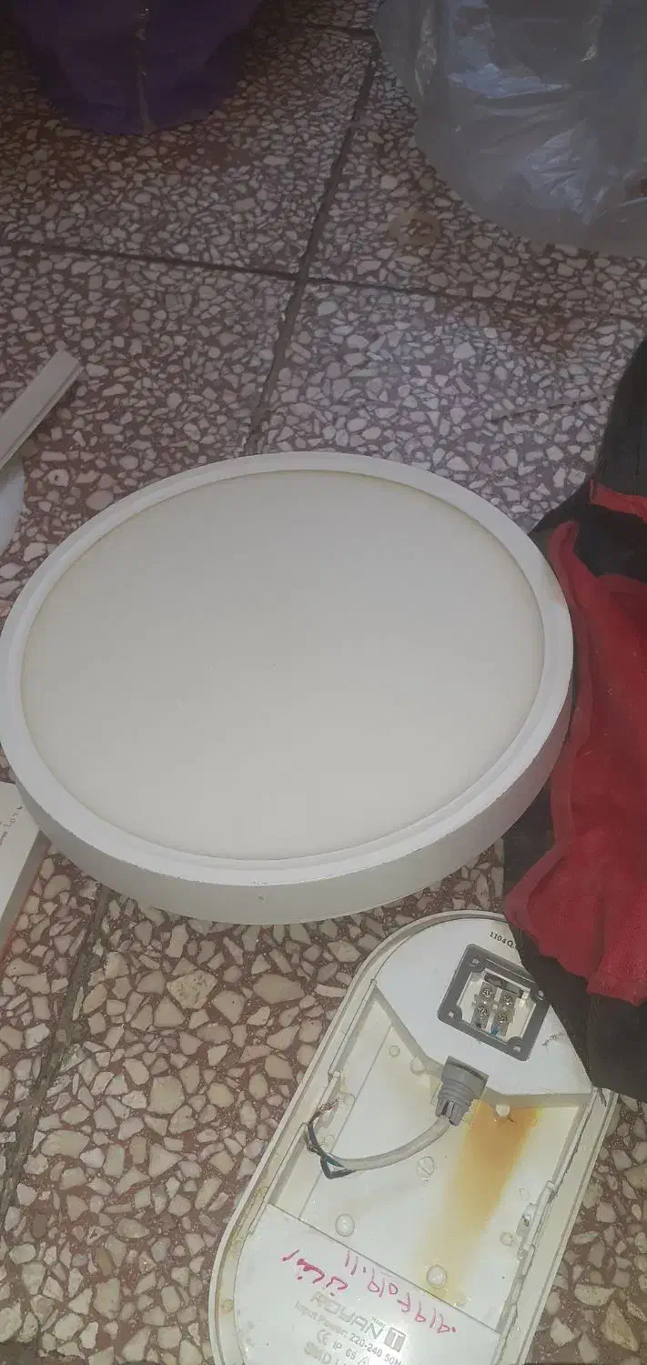 هواکش دمنده|پنکه و تصفیه‌کنندهٔ هوا|قم, چهل درخت‎|دیوار