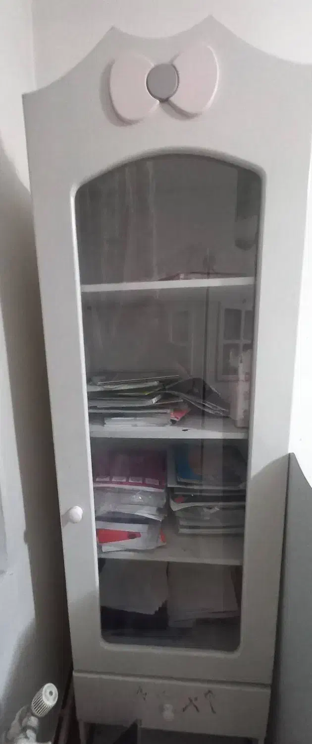 تخت ، کمد ، بوفه کودک|تخت و صندلی بچه|تهران, سازمان برنامه جنوبی|دیوار