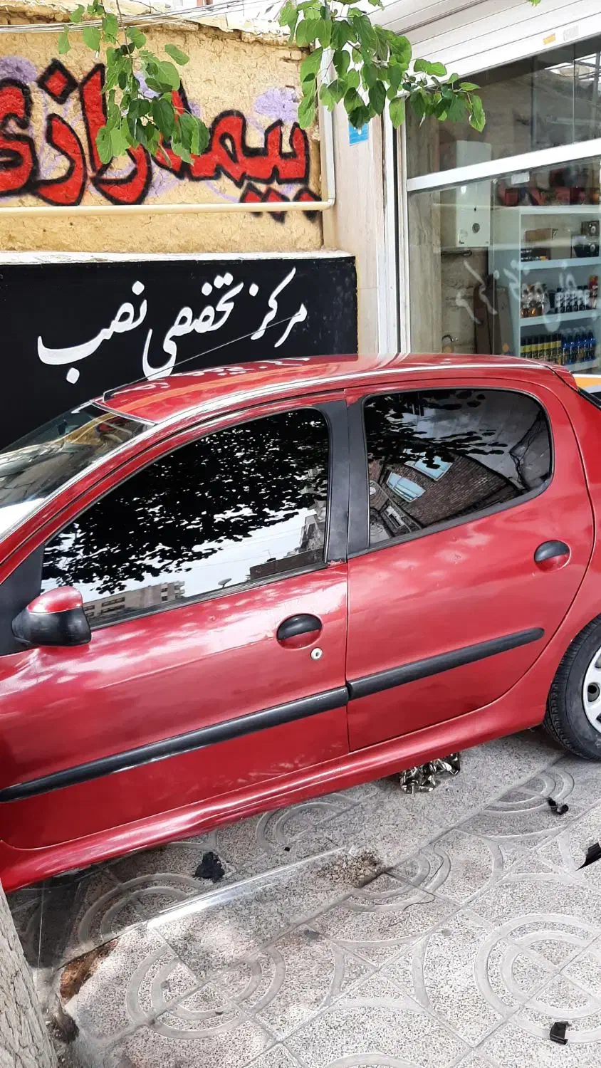شیشه دودی فقط ۹۹۹ تومن با یک سال ضمانت نصب|خدمات موتور و ماشین|اسلامشهر, مطهری|دیوار