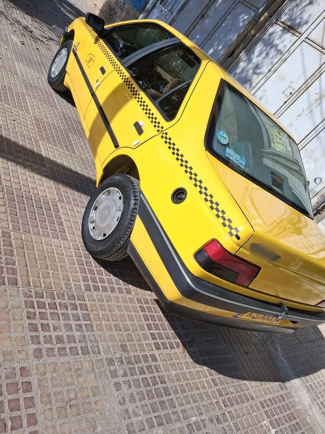 تاکسی پژو ۴۰۵|خودرو سواری و وانت|مرودشت, بیست متری بیمارستان|دیوار