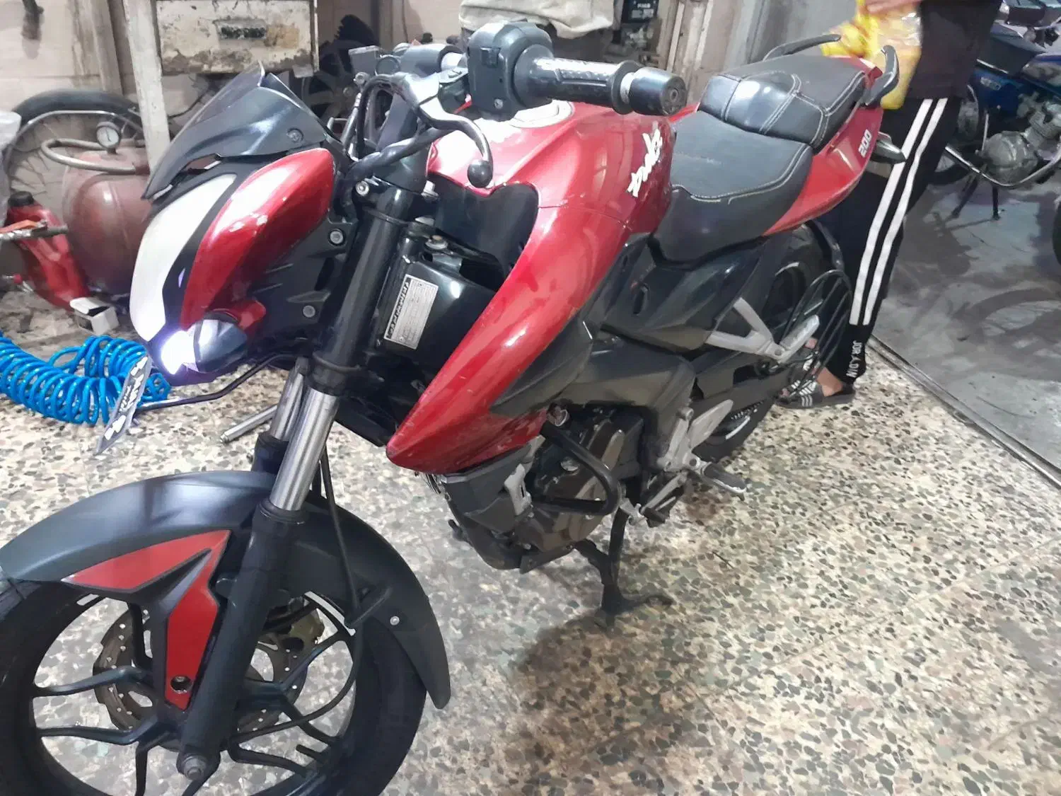 ns200|موتورسیکلت|گنبد کاووس, |دیوار