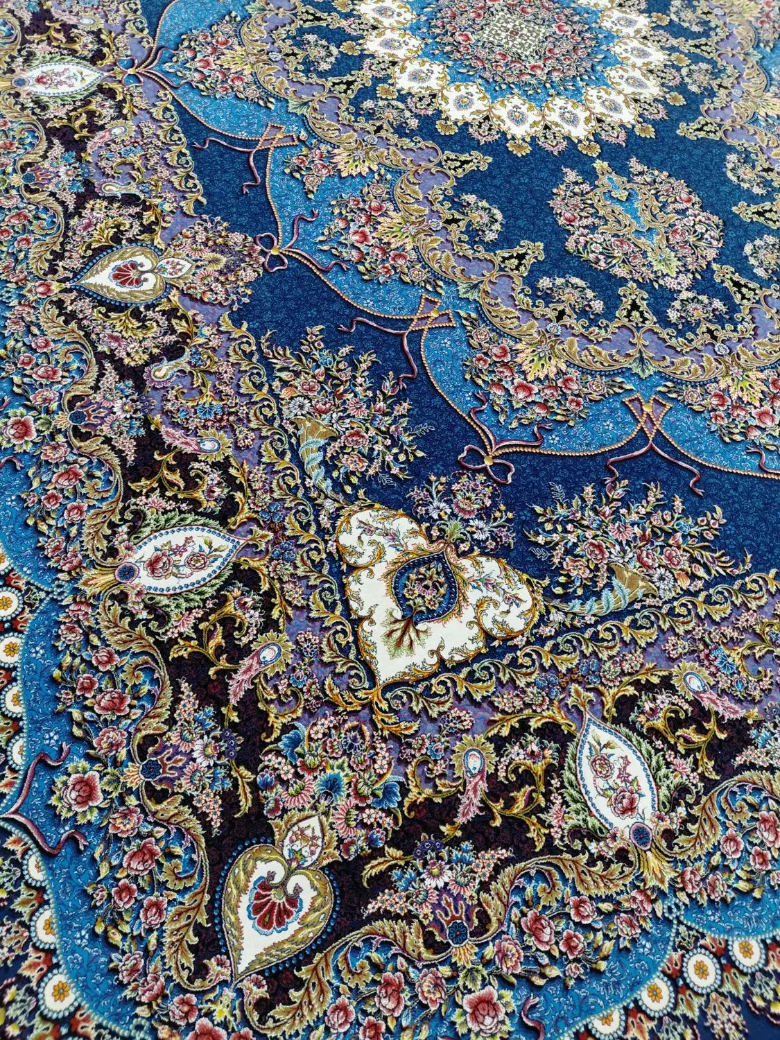 ۴تخته ۹متری ۱۲۰۰ شانه|فرش|ورامین, خیر آباد|دیوار