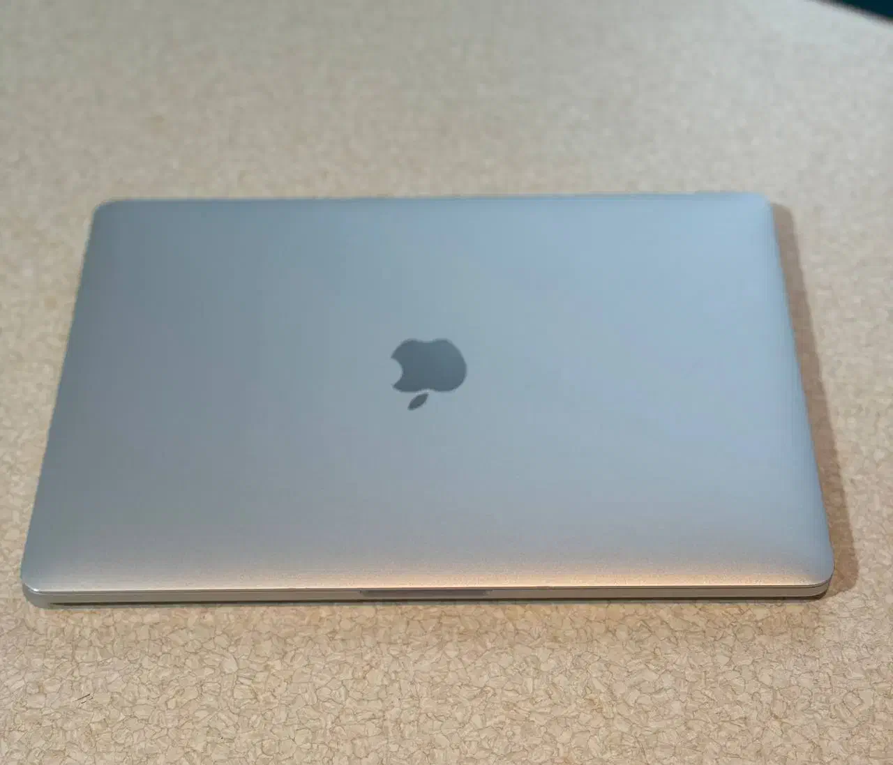MacBook Pro M1 ۲۰۲۰|رایانه همراه|شیراز, عفیف‌آباد|دیوار
