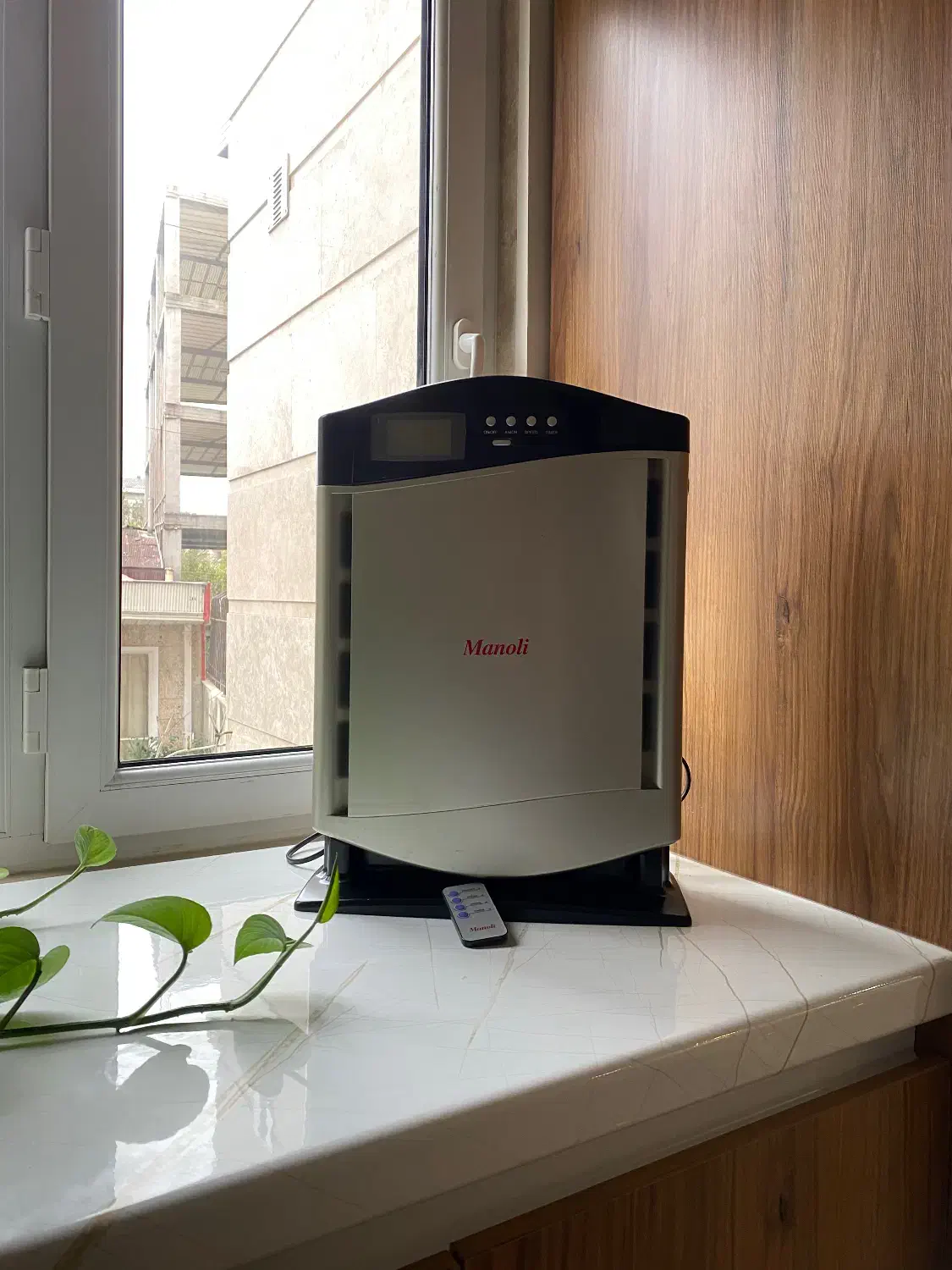 دستگاه تصفیه هوا|پنکه و تصفیهکنندهٔ هوا|رشت, استادسرا|دیوار