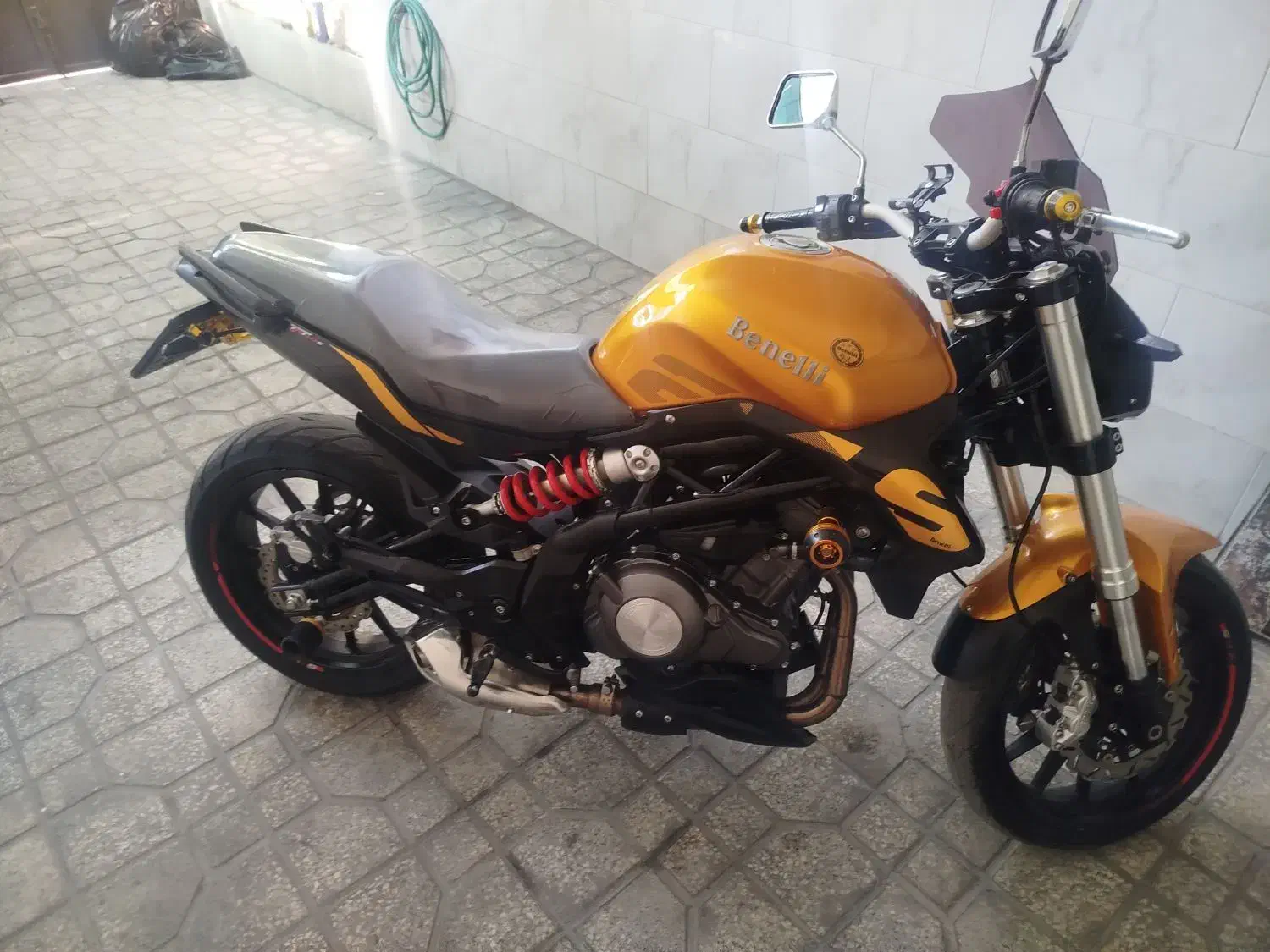 بنلی 300|موتورسیکلت|شیراز, فاضل|دیوار