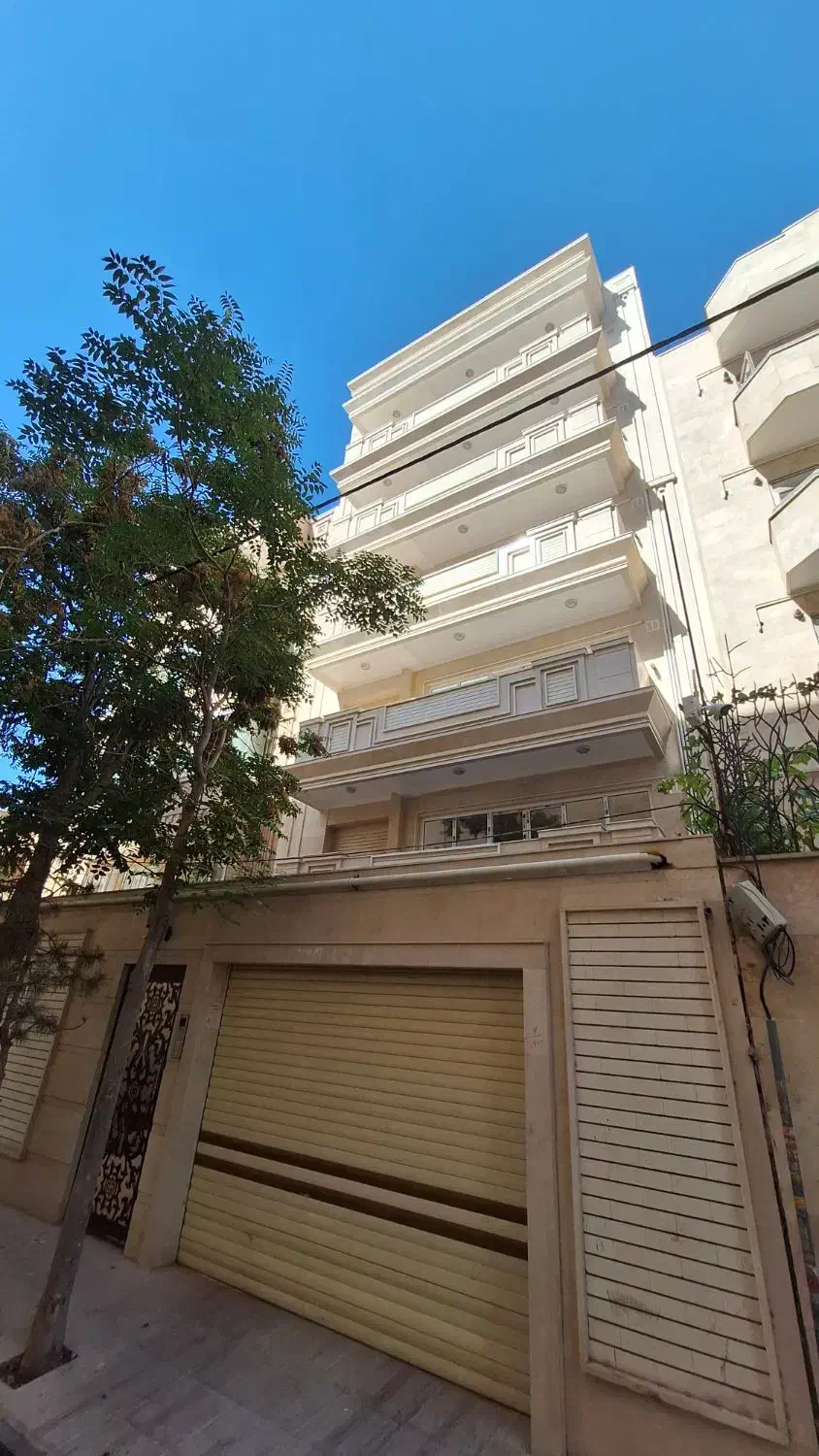 ۲۰۰ متر/دوبلکس/پرواز/معاوضه با واحد کوچکتر|فروش آپارتمان|تبریز, |دیوار