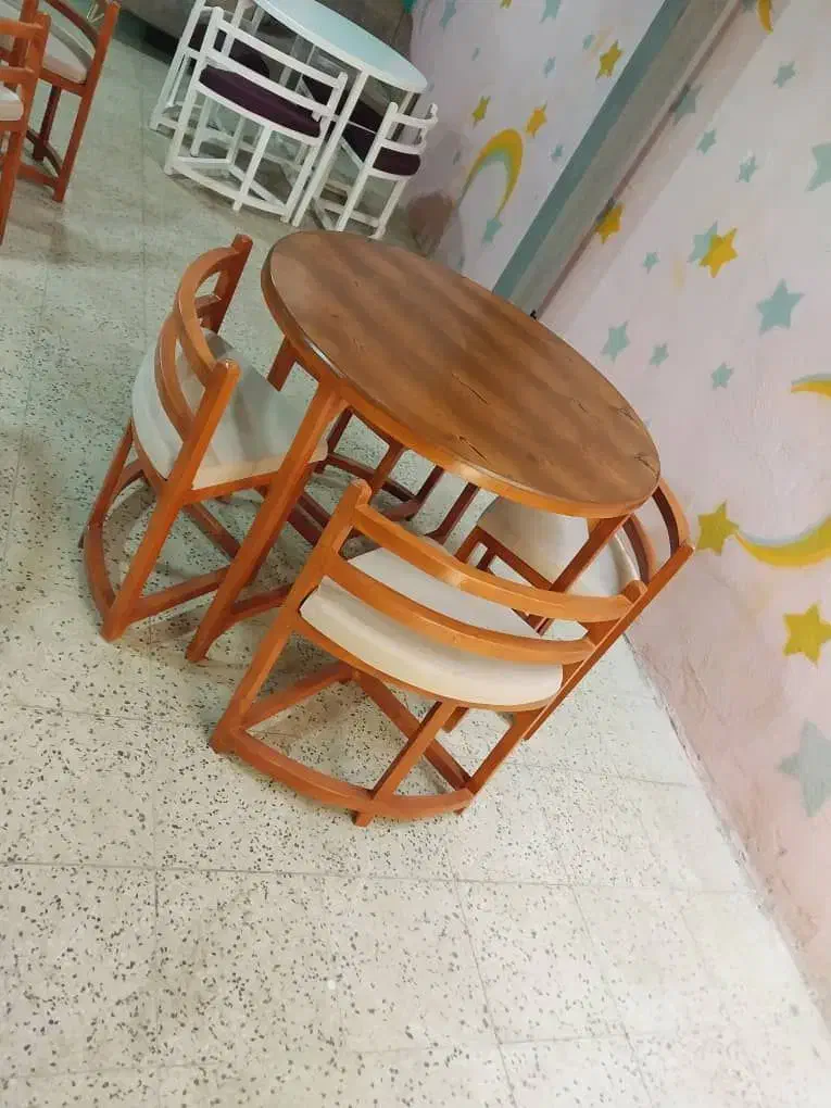 میز غذا خوری کمجا نو|میز و صندلی غذاخوری|اردبیل, |دیوار