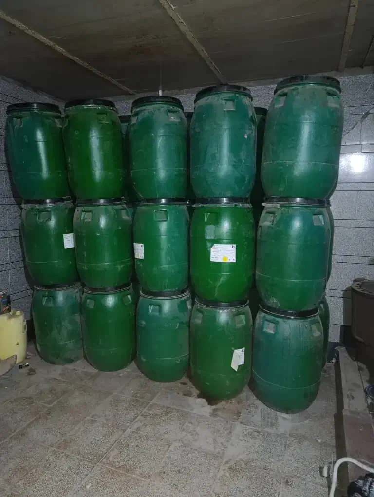 بشکه ۲۲۰لیتریمحکم درب دار|ظروف نگهدارنده، پلاستیکی، یکبارمصرف|کارون, |دیوار