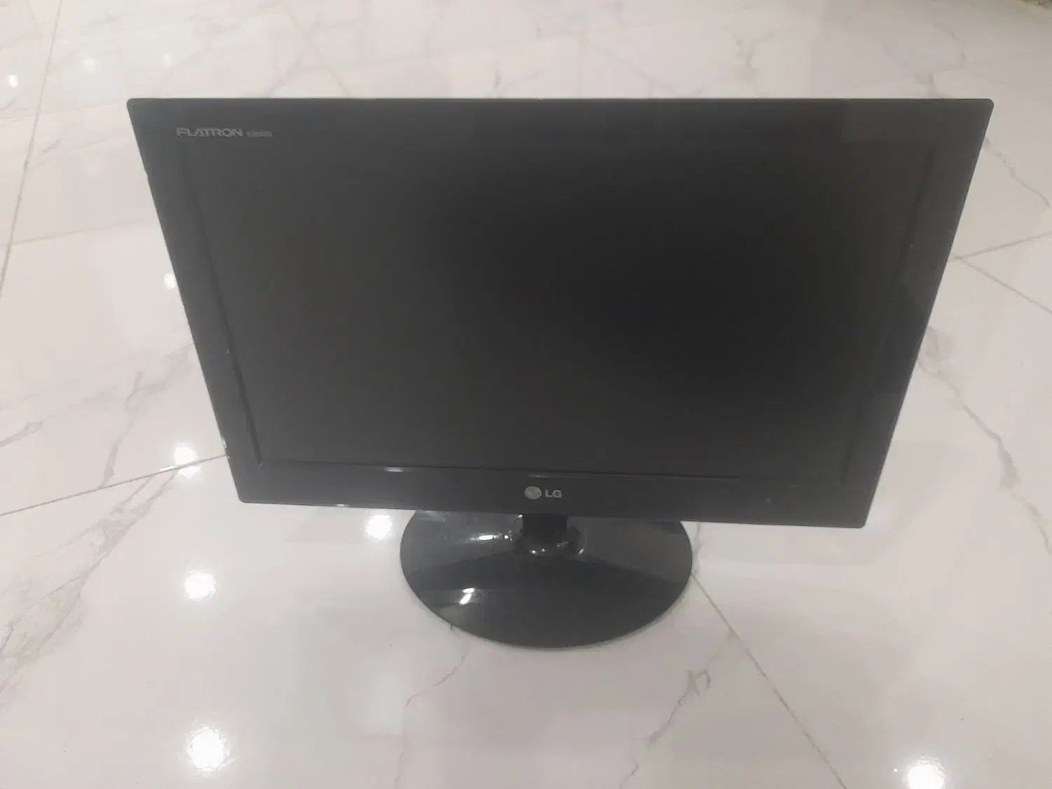 مانیتور LG|قطعات و لوازم جانبی رایانه|کرج, اصفهانیها|دیوار