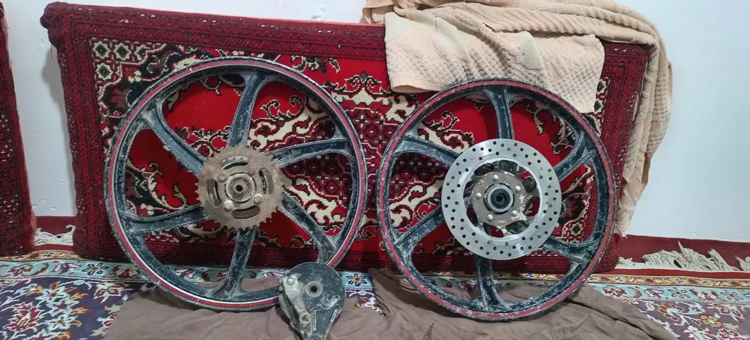 طوقه موتور کمک یه جفت|موتورسیکلت|سبزوار, شرق کال جنوبی (شمس آبادی)|دیوار