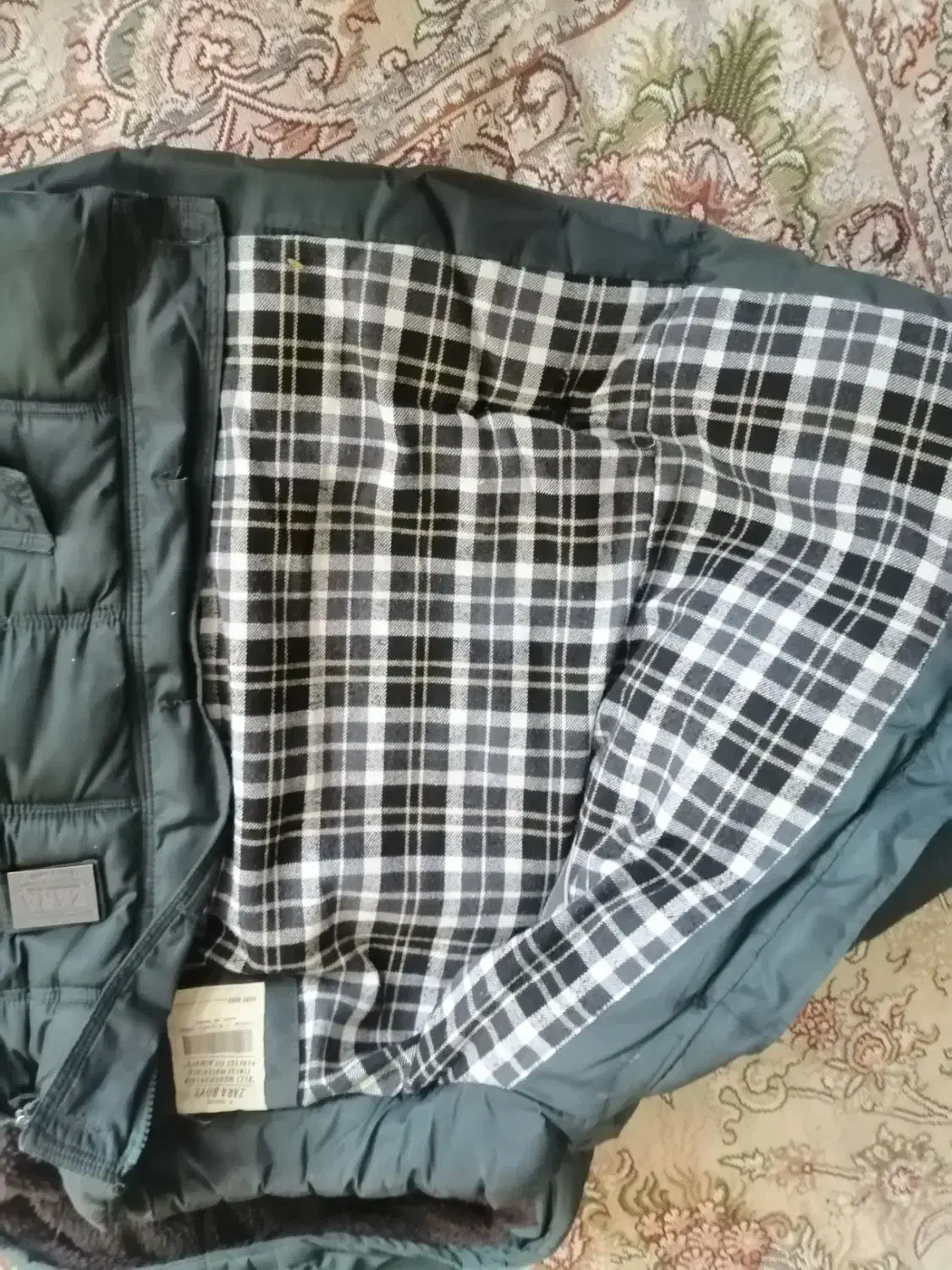 کاپشن خارجی اصل|کفش و لباس بچه|اصفهان, کوی شهید کشوری|دیوار