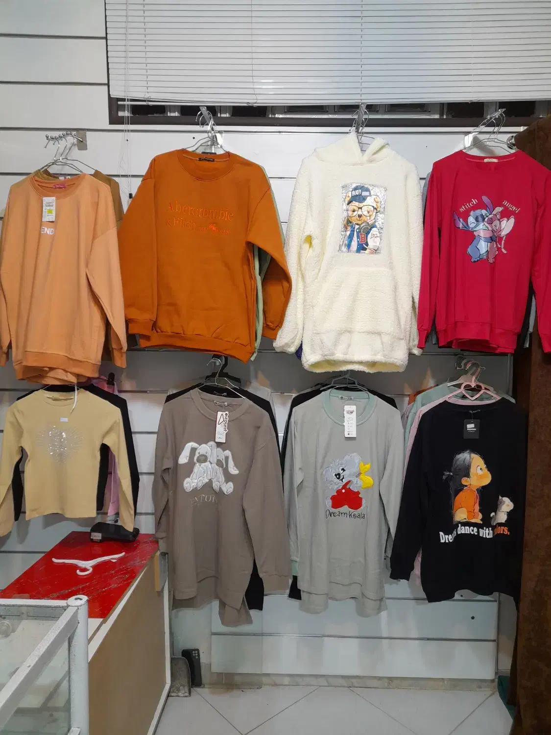 فروش پوشاک زنانه و بچه گانه|لباس|گلپایگان, |دیوار