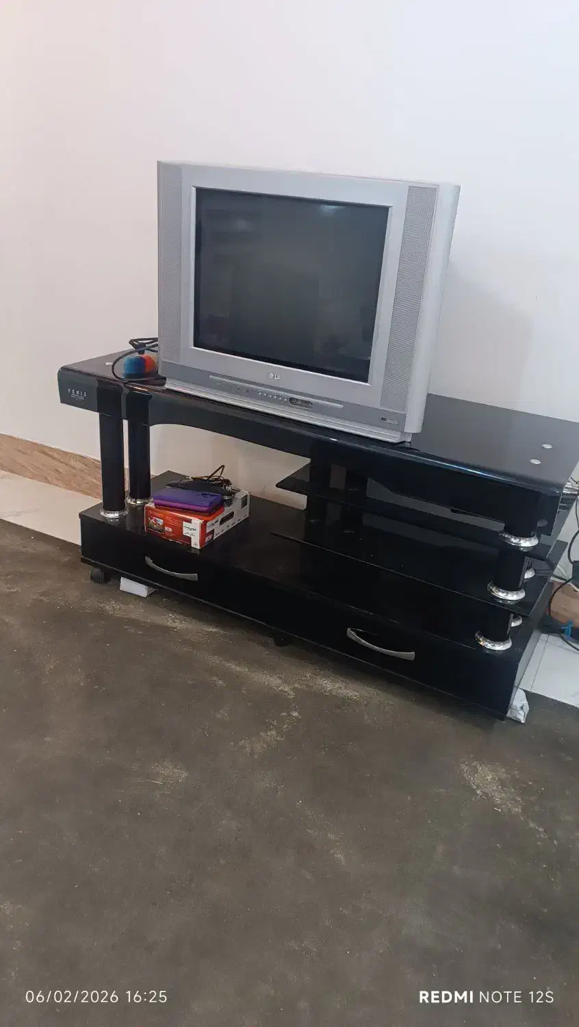 تلویزیون ال جی|تلویزیون و پروژکتور|مرند, |دیوار