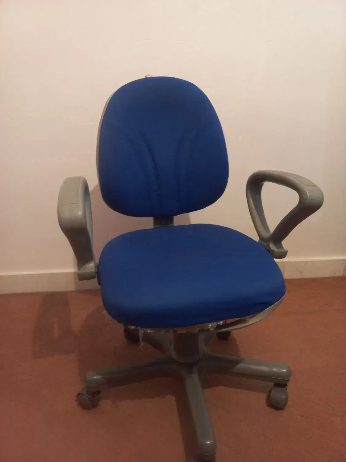 صندلی چرخان|مبلمان اداری|مراغه, |دیوار