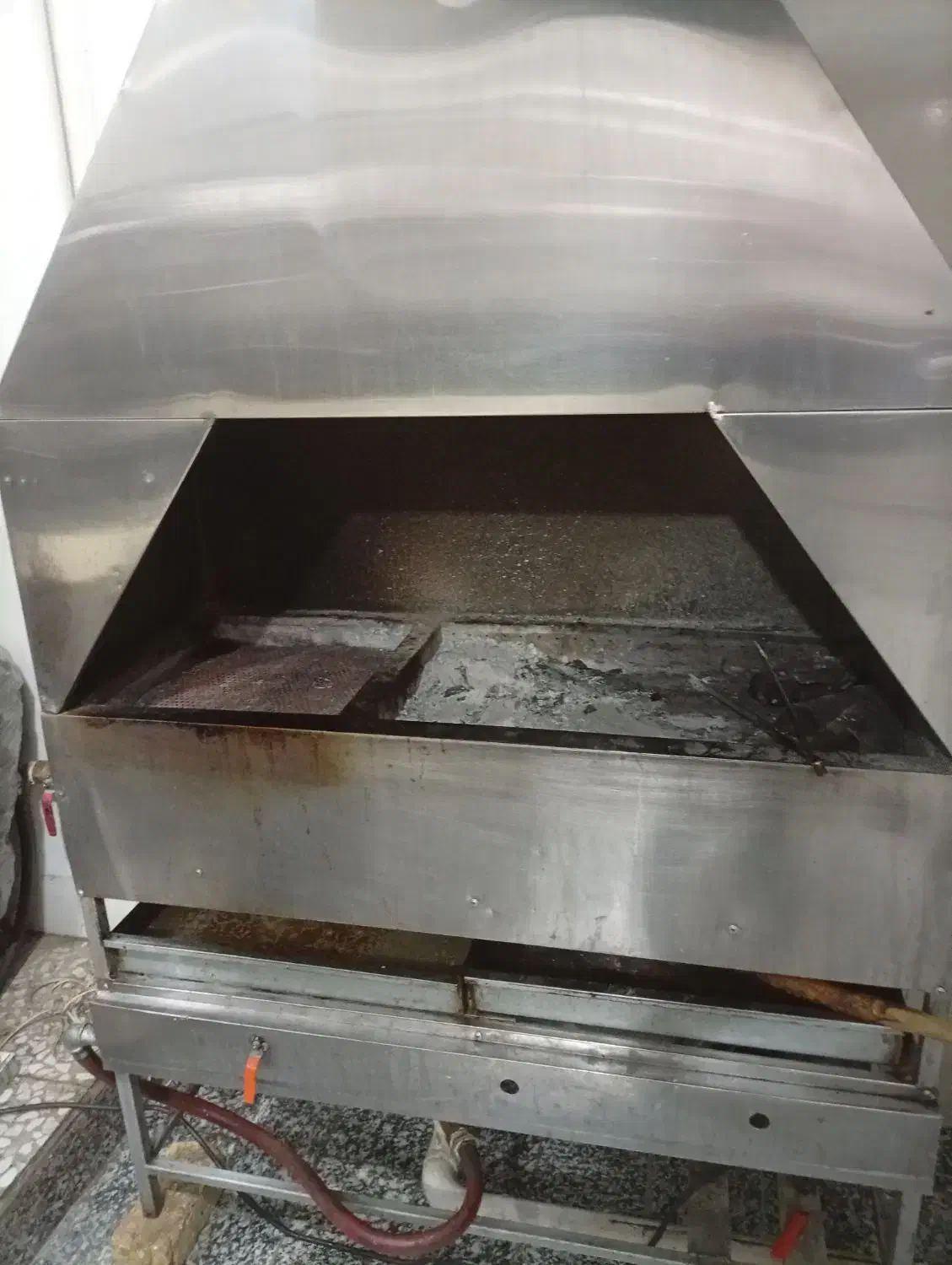 کباب پز زغالی گازی|کافی‌شاپ و رستوران|فلاورجان, |دیوار