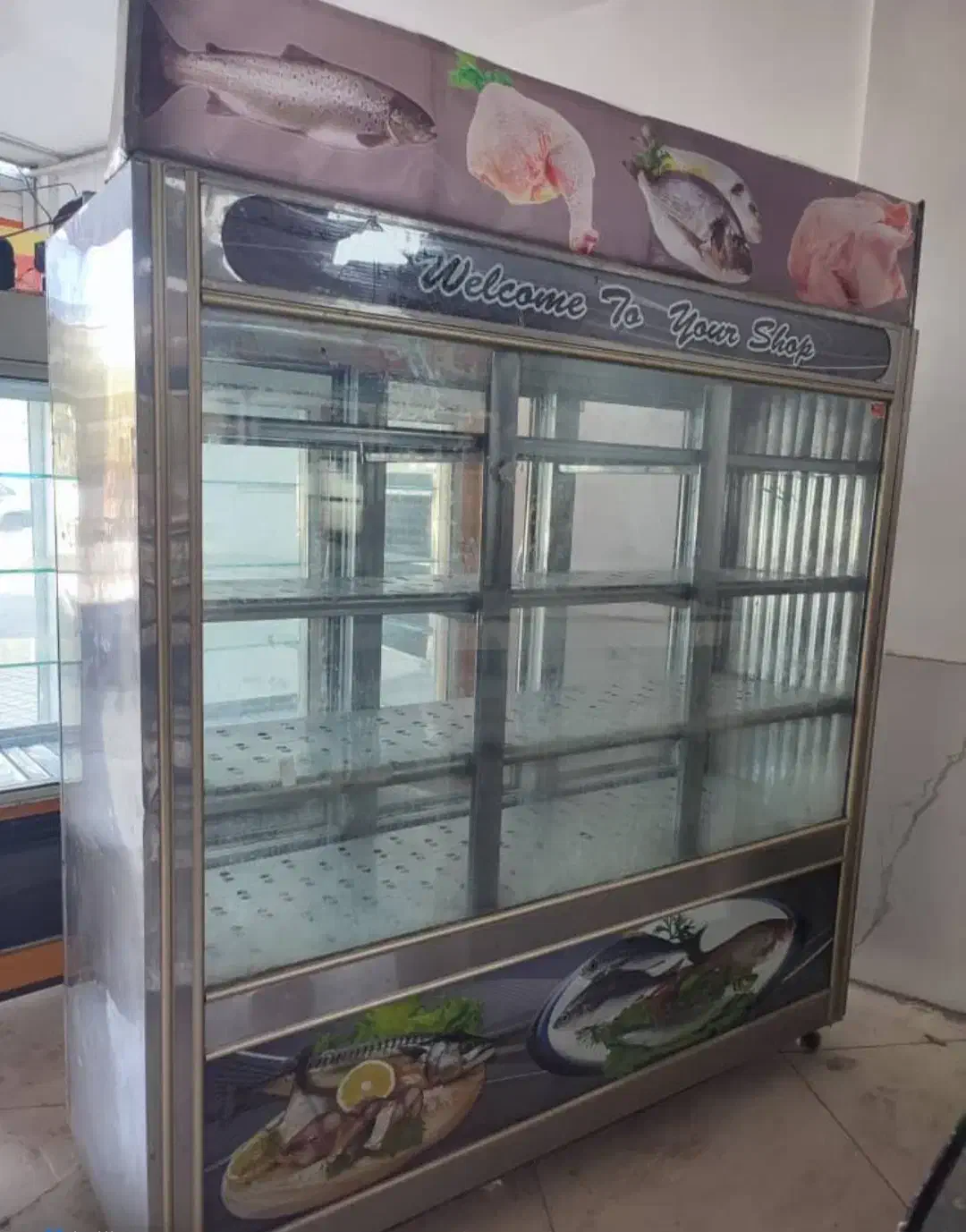 فریزر 2متری فوم تزریقی|فروشگاه و مغازه|بروجرد, |دیوار