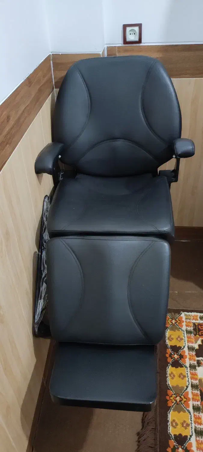 صندلی برقی آرایشگاه|آرایشگاه و سالن‌های زیبایی|خمینی‌شهر, |دیوار